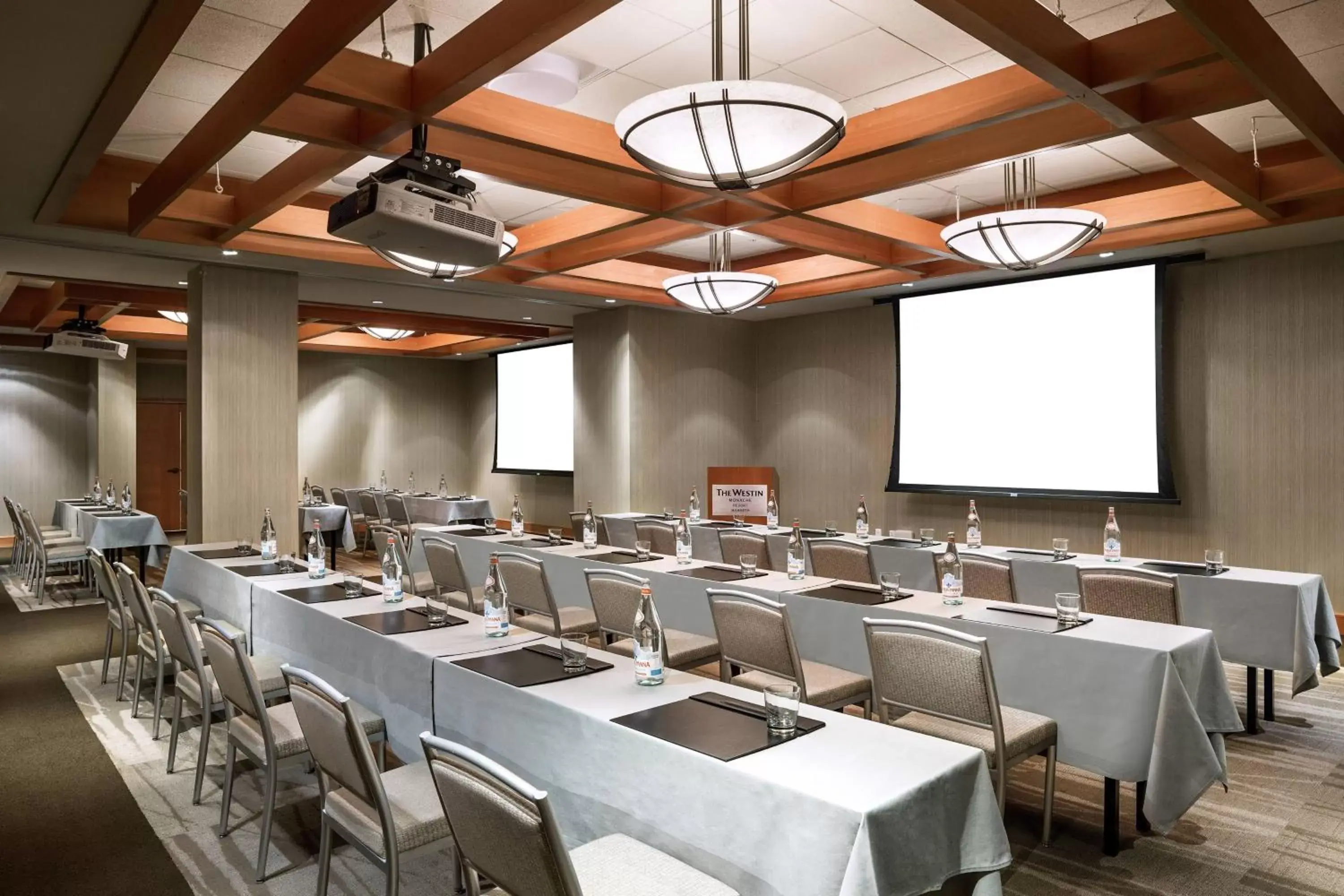 Meeting/conference room in The Westin Monache Resort, Mammoth