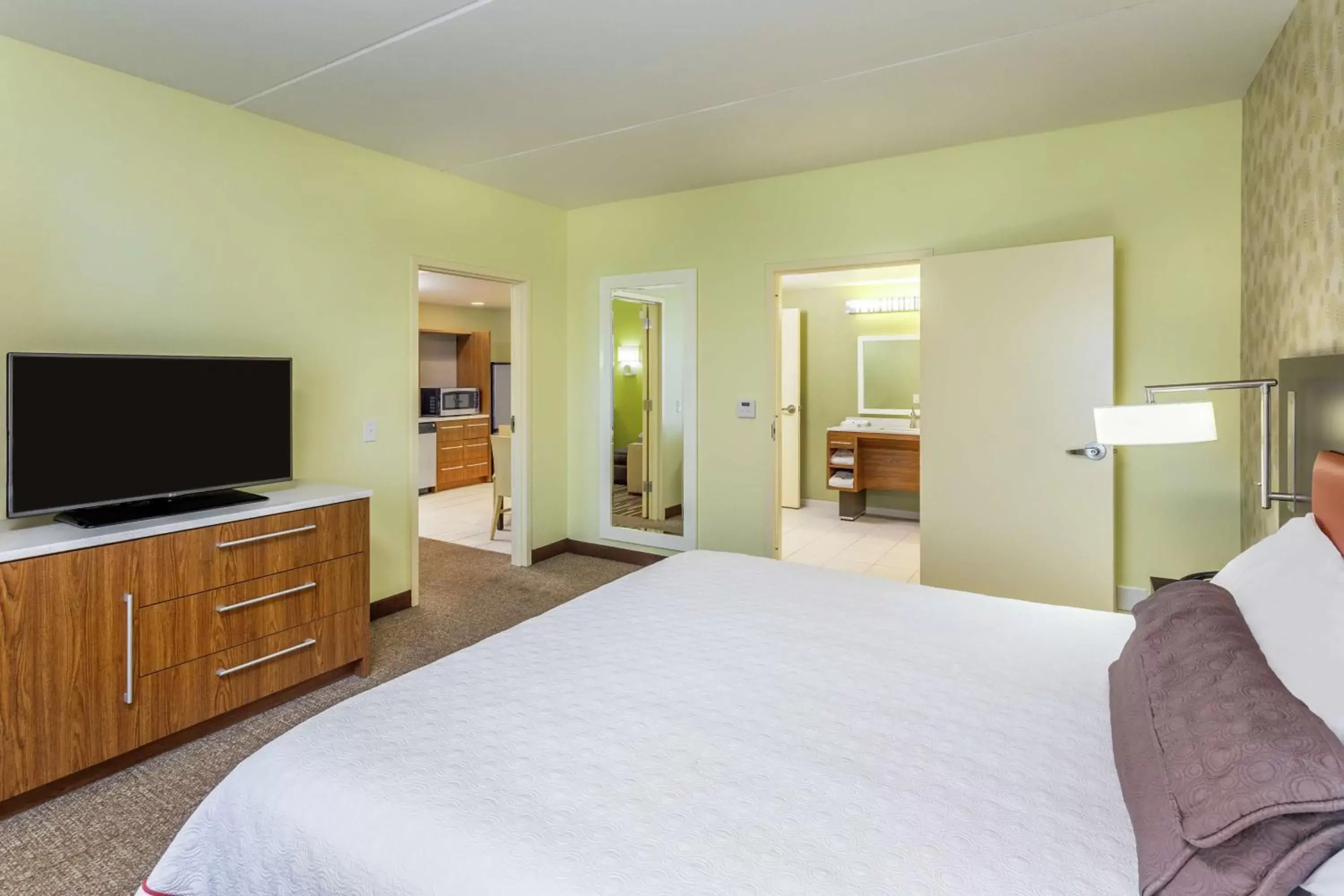 Bed in Home2 Suites by Hilton Albany Airport/Wolf Rd Bed in Home2 Suites by Hilton Albany Airport/Wolf Rd