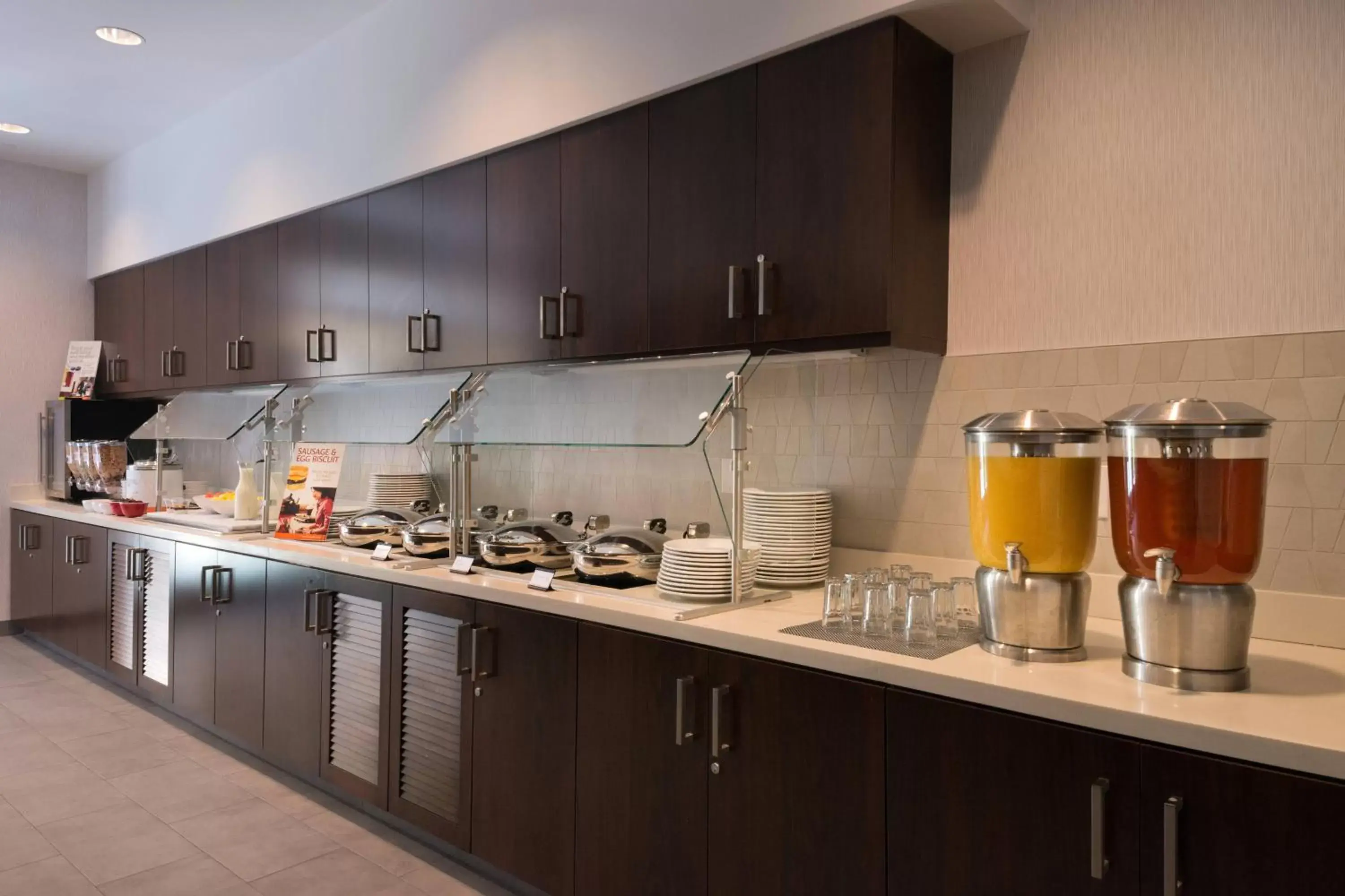 Breakfast, Kitchen/Kitchenette in Residence Inn by Marriott Palo Alto Menlo Park