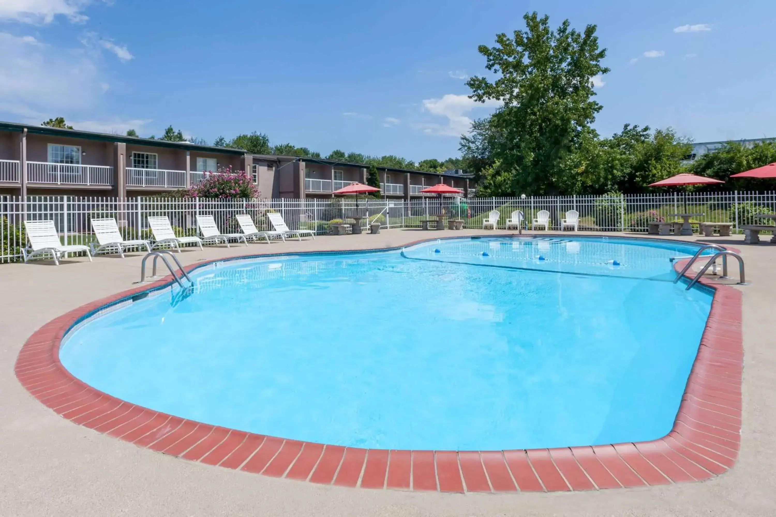 Activities, Swimming Pool in Days Inn & Suites by Wyndham Lexington
