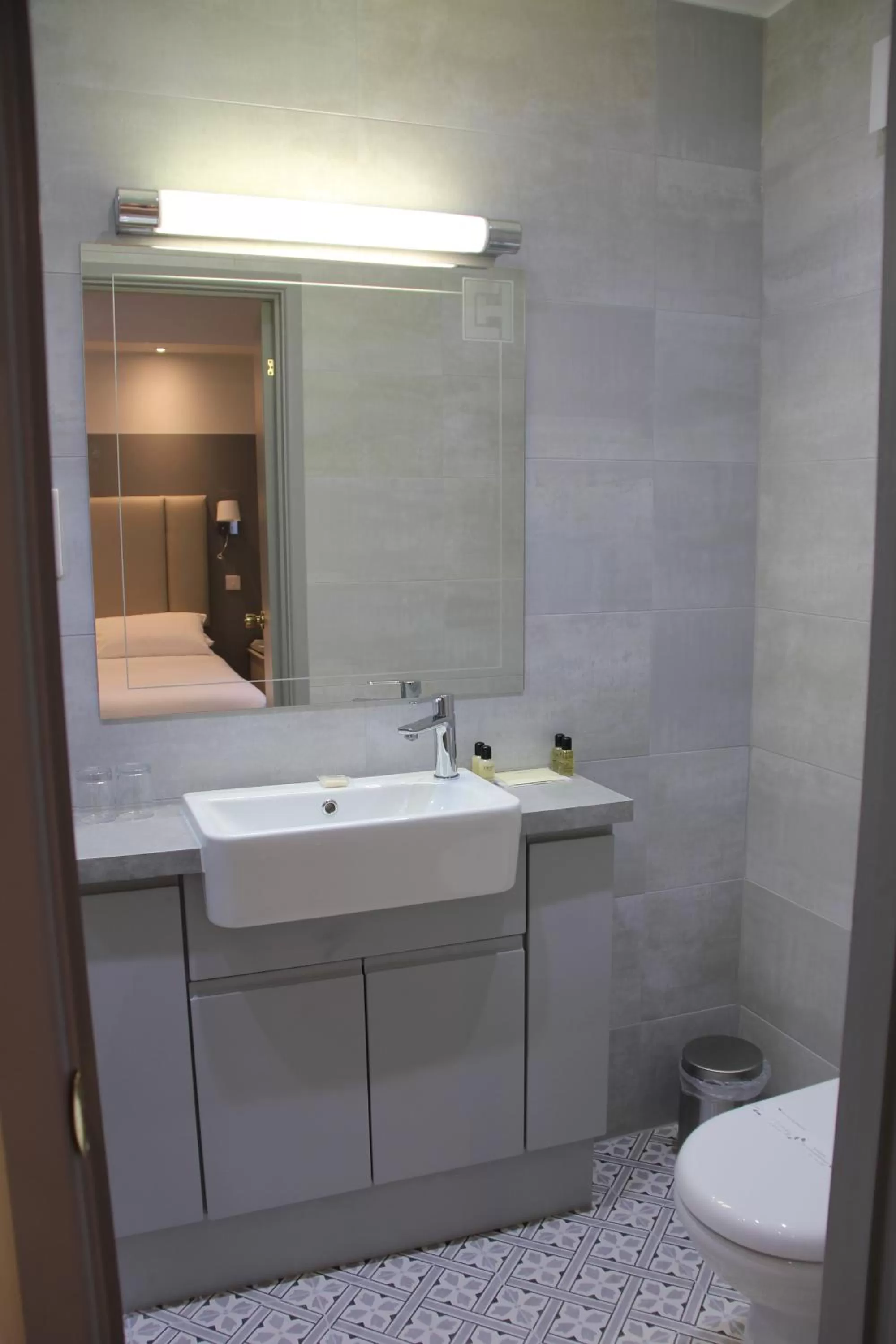 Shower in Centennial Hotel