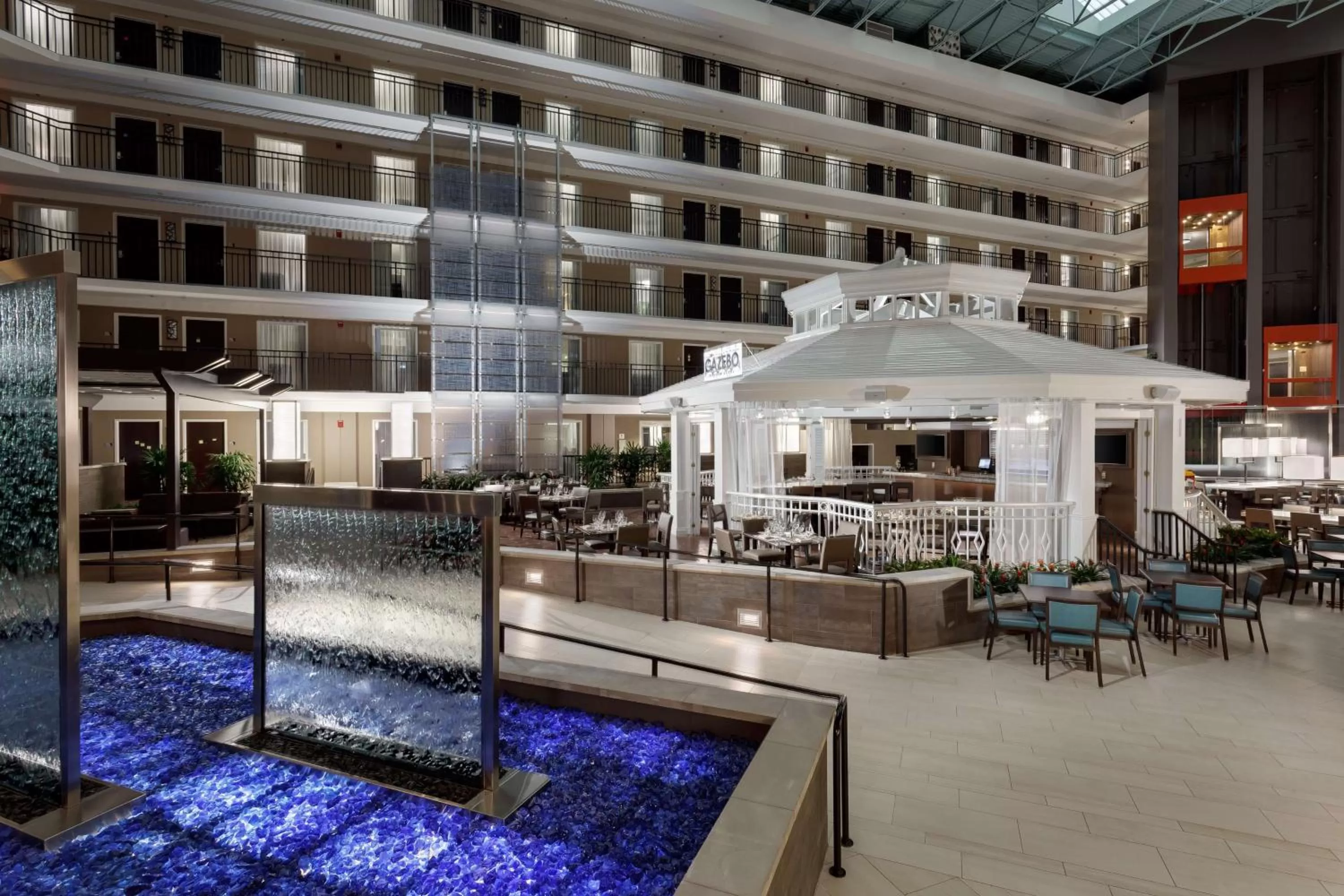 Lobby or reception in Embassy Suites by Hilton Orlando Lake Buena Vista Resort