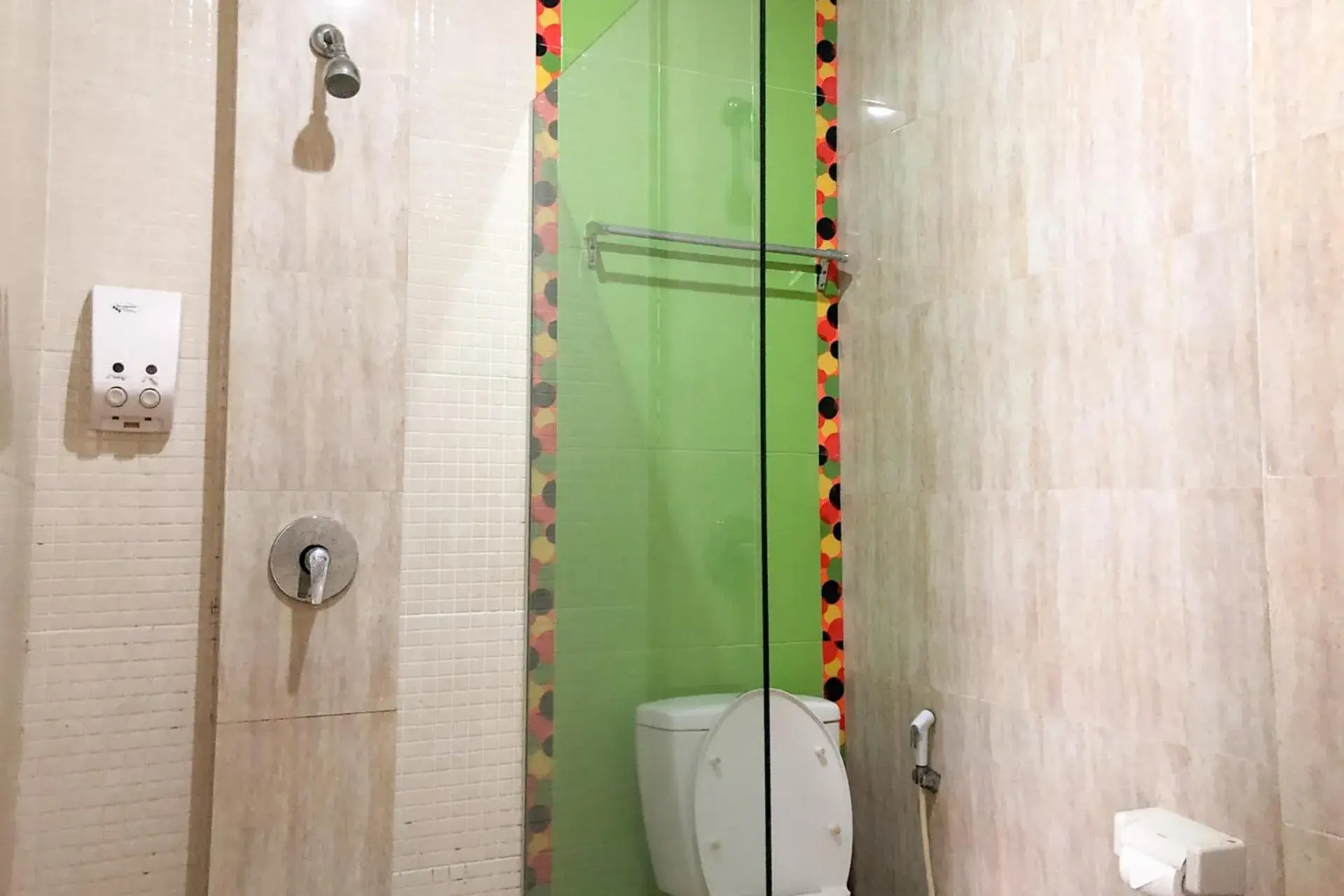 Bathroom in RedDoorz near Pantai Pede