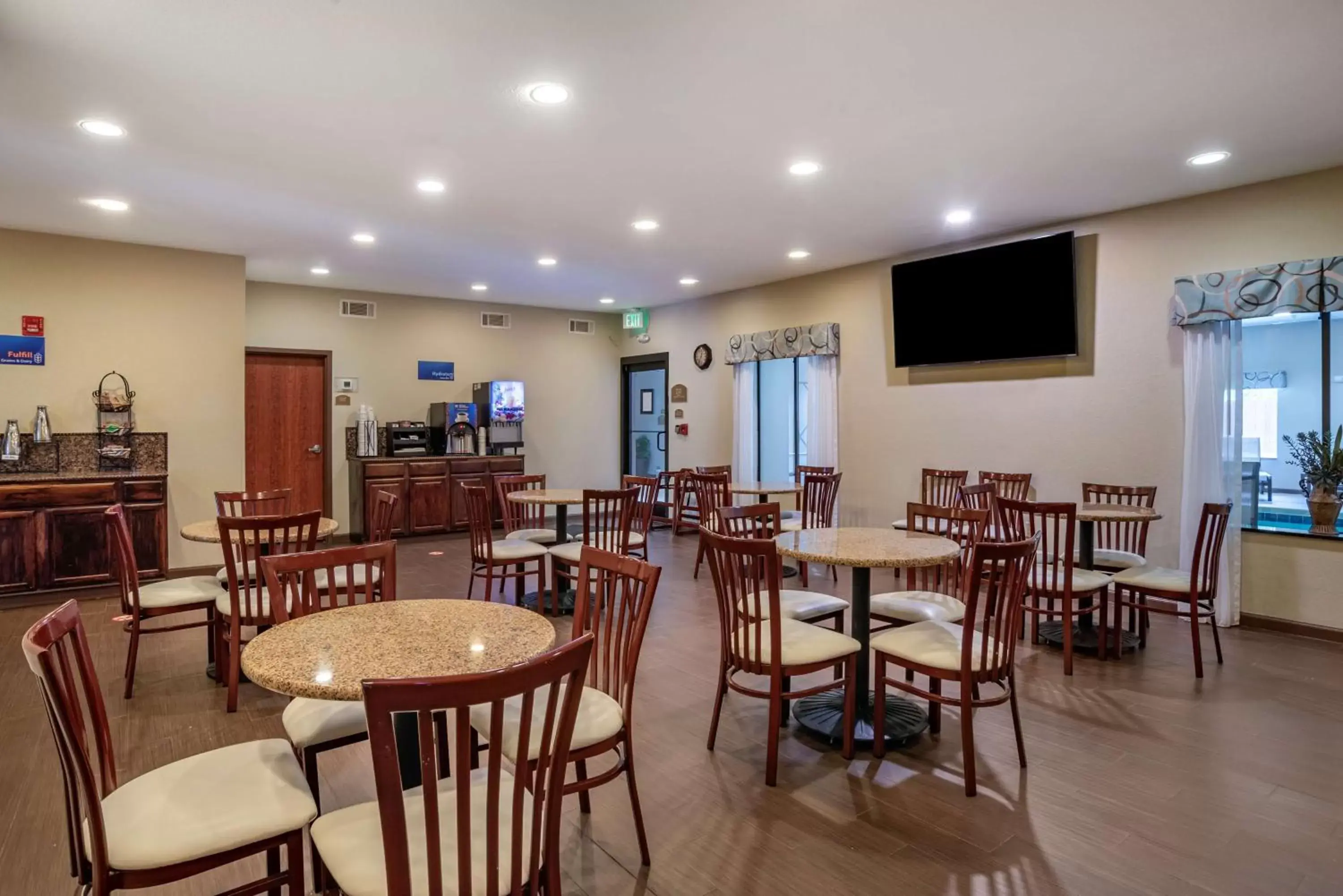 Breakfast, Restaurant/Places to Eat in Best Western Troy Inn