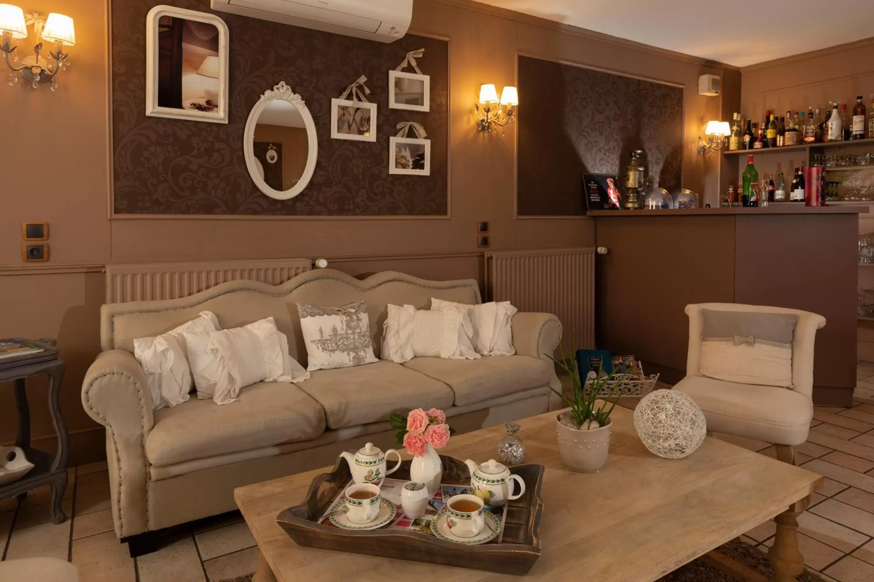Living room in The Originals Boutique, Hôtel de la Balance, Montbéliard Living room in The Originals Boutique, Hôtel de la Balance, Montbéliard