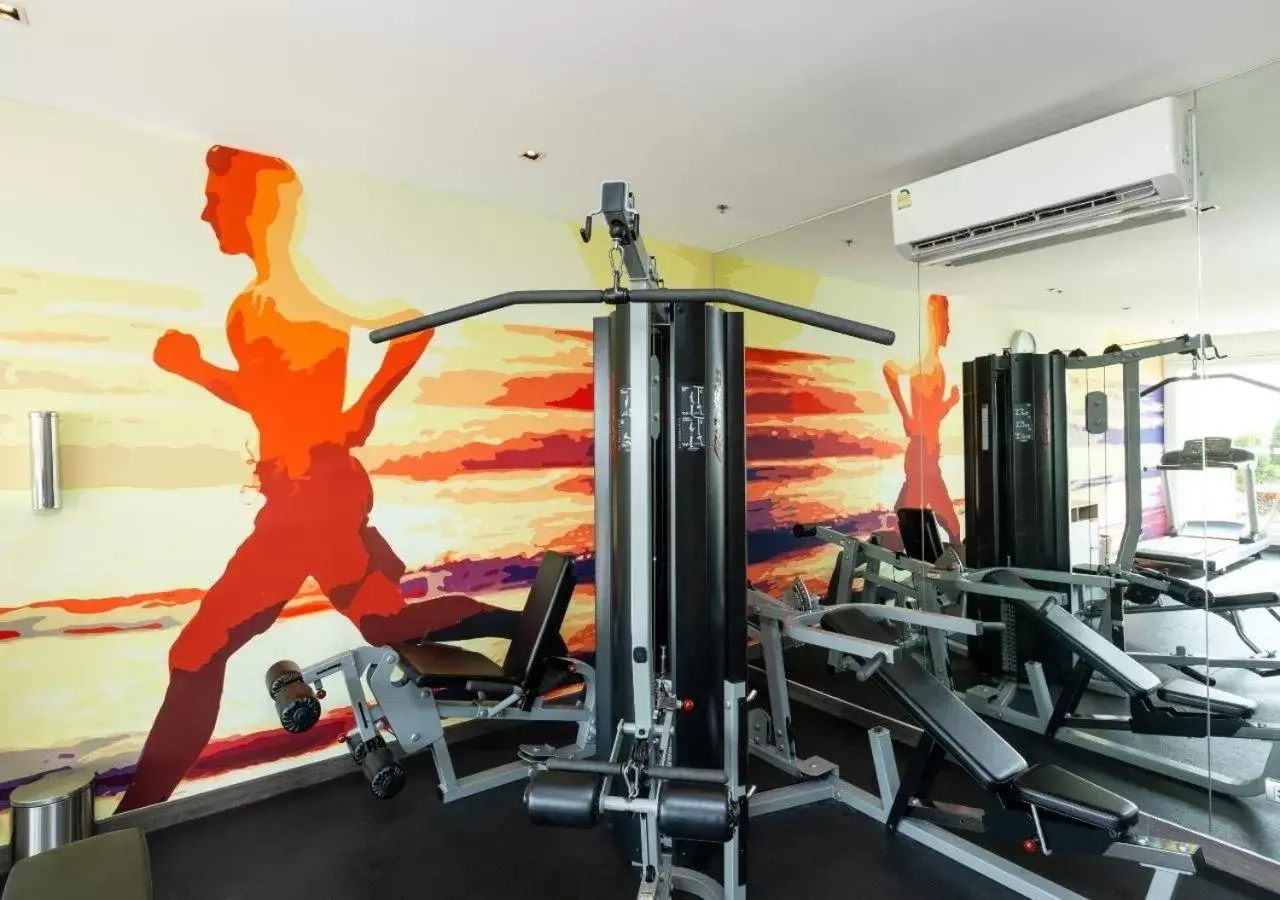 Fitness centre/facilities, Fitness Center/Facilities in Holiday Inn Express Pattaya Central, an IHG Hotel