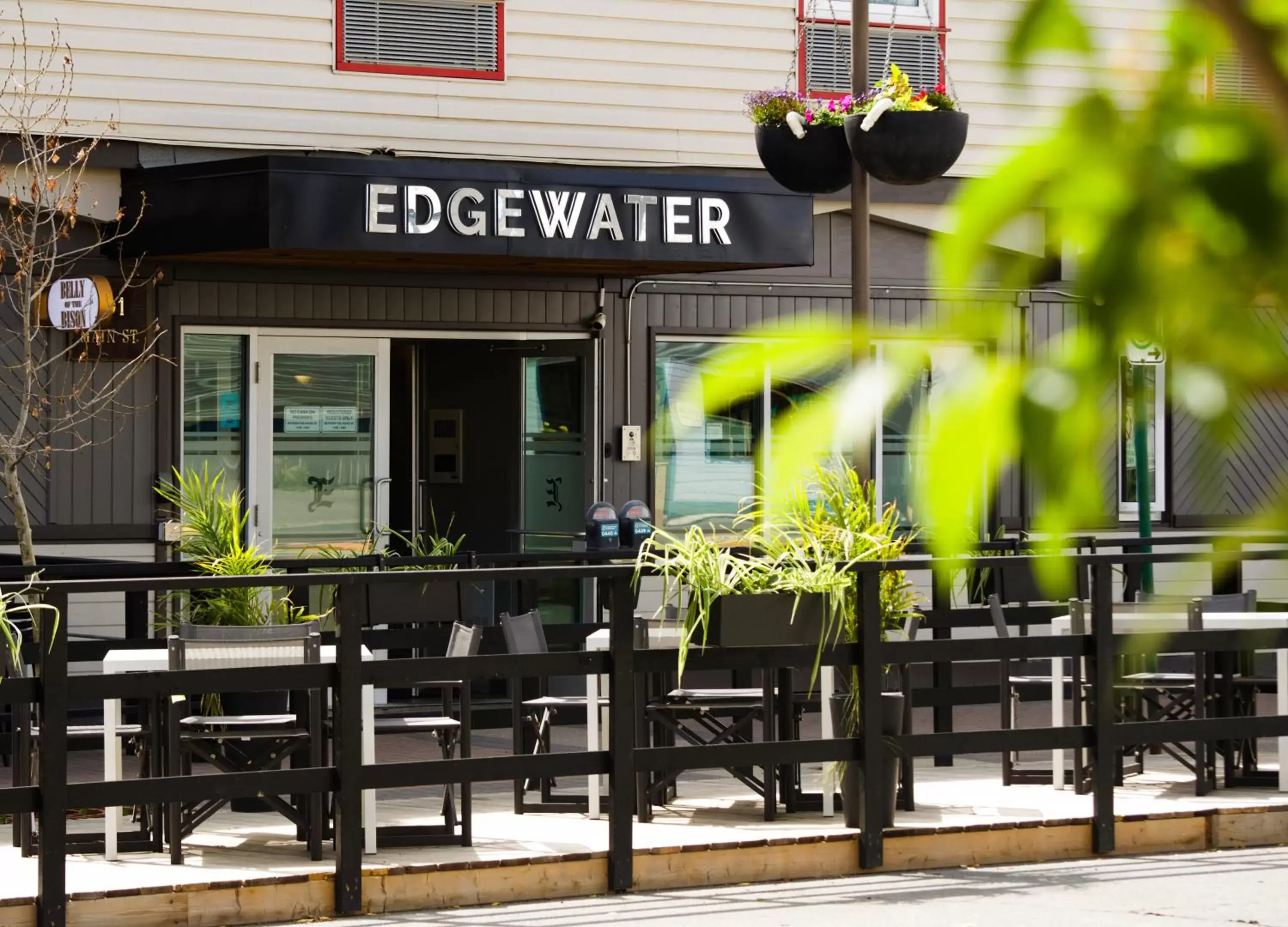 Property building, Restaurant/Places to Eat in Edgewater Hotel