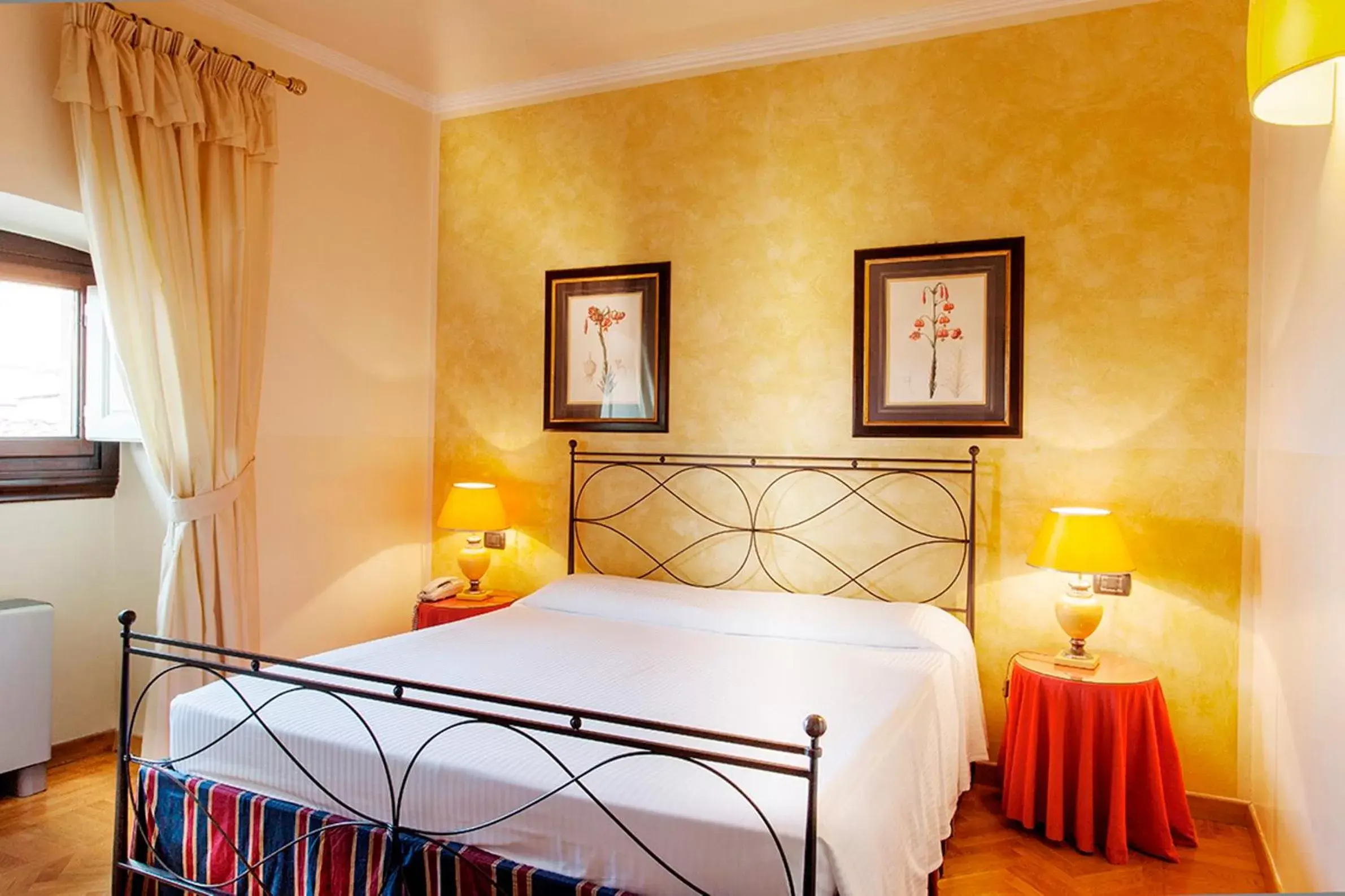 Bedroom, Room Photo in Palazzo Gamba Apartments al Duomo