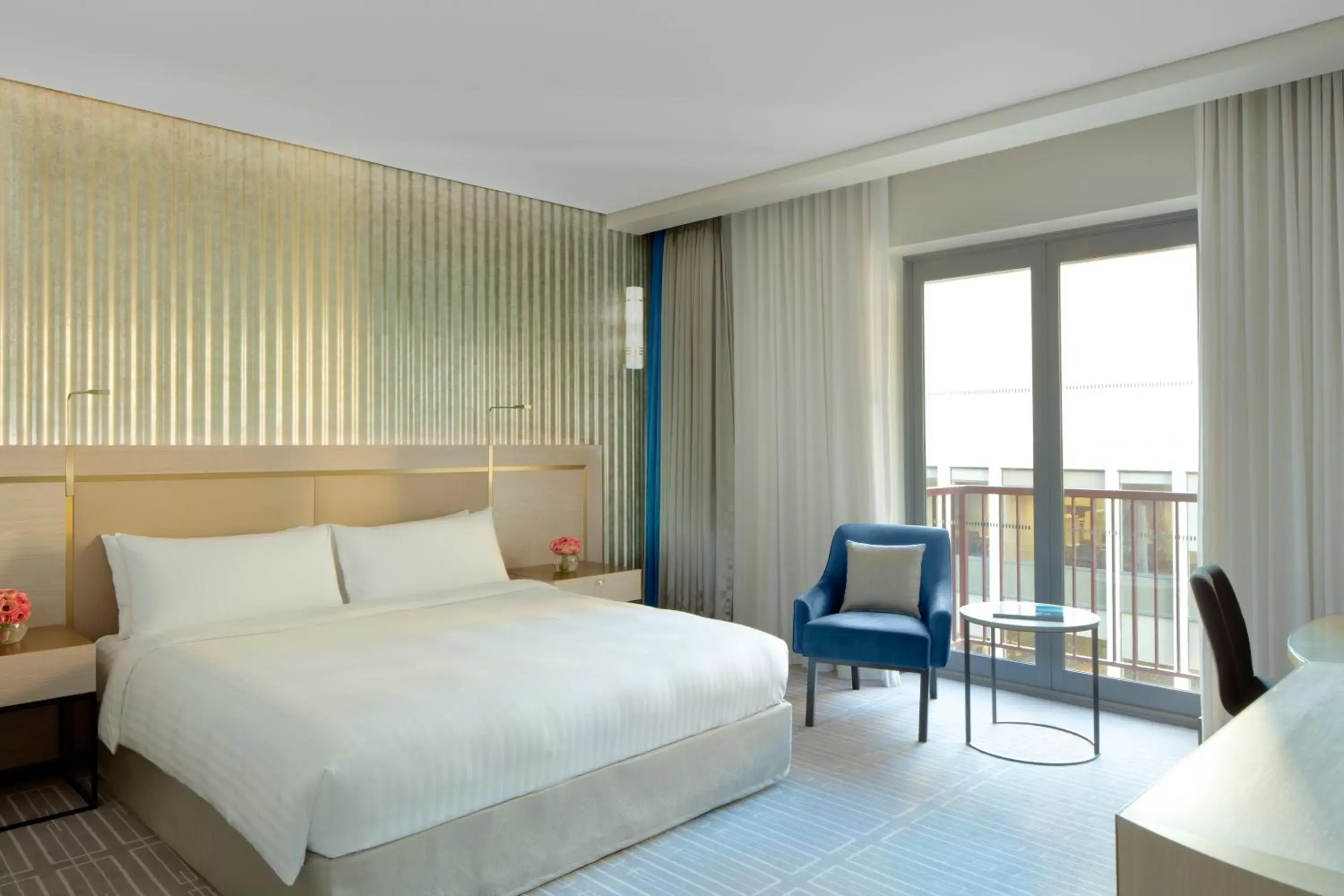 Bed in Radisson Blu Plaza Hotel Sydney