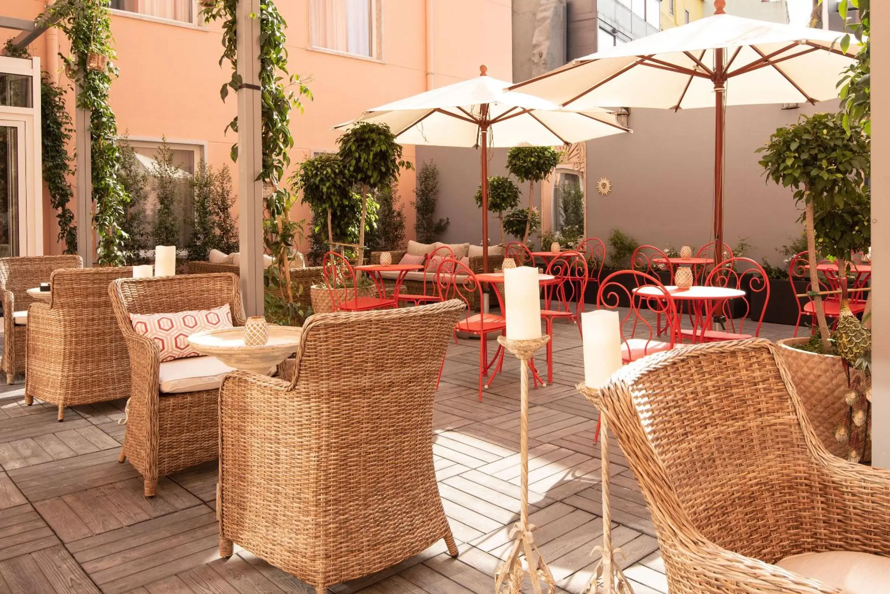 Patio, Restaurant/Places to Eat in Maxime Hotel Lisbon