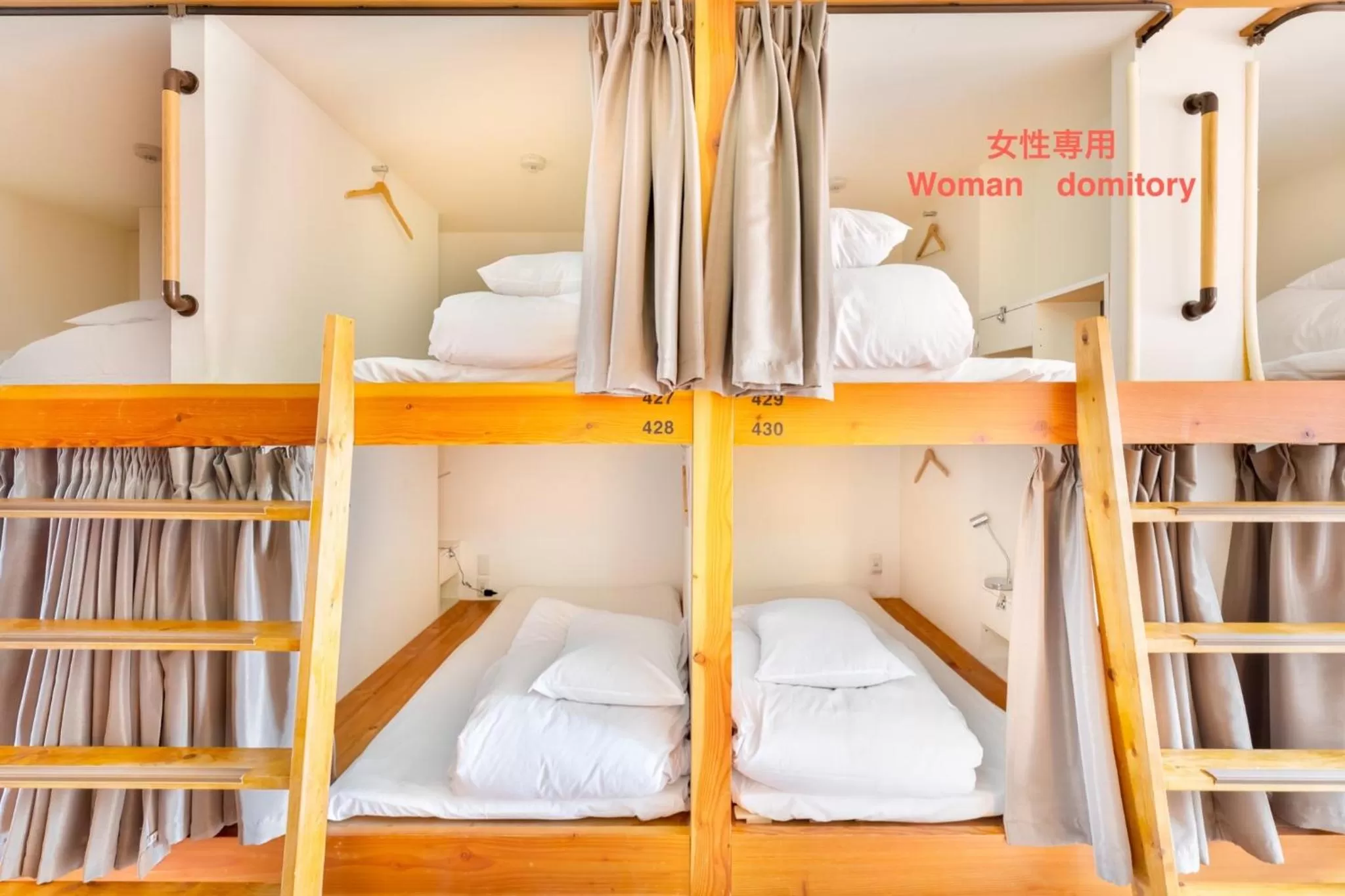 Bunk Bed in Hostel OGK woman domitory room "not studio just shared room"- Vacation STAY 69330v
