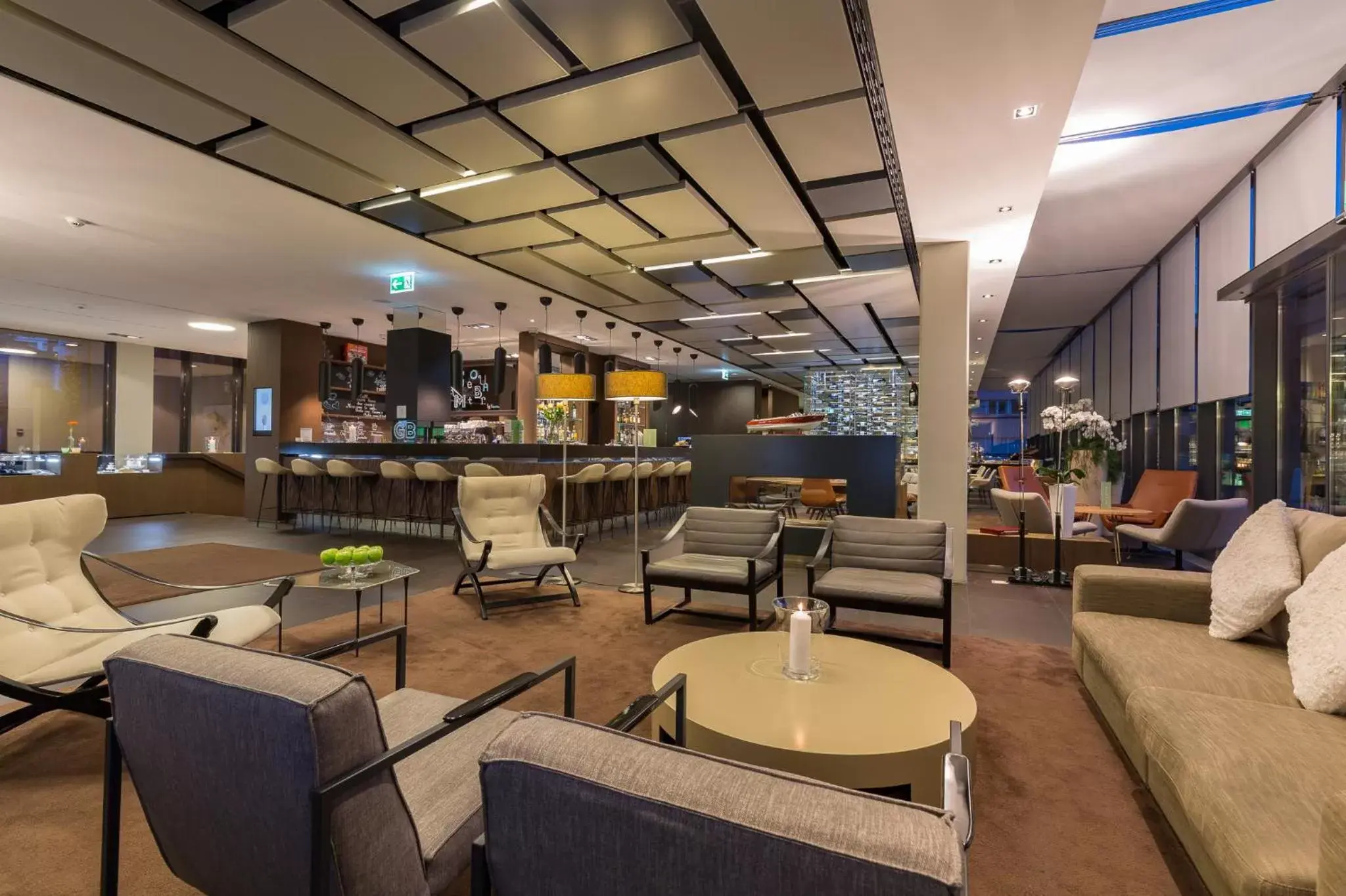 Lobby or reception, Restaurant/Places to Eat in Novotel Lugano Paradiso