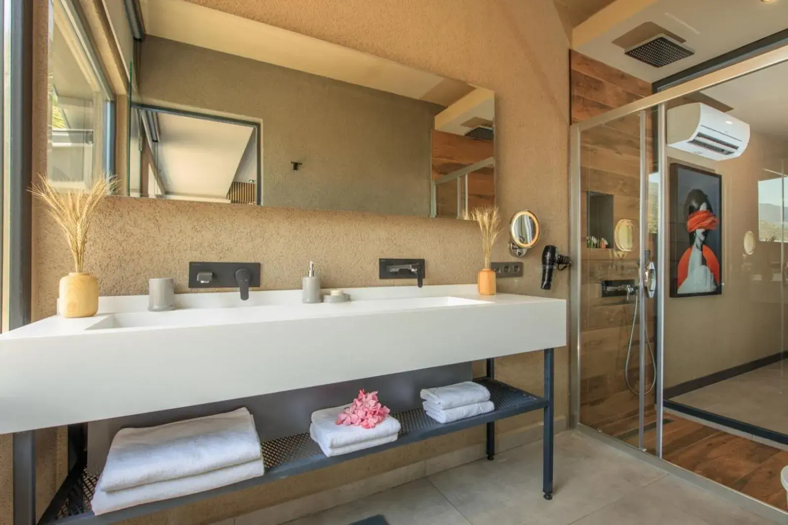 Bathroom in Morina Deluxe Hotel