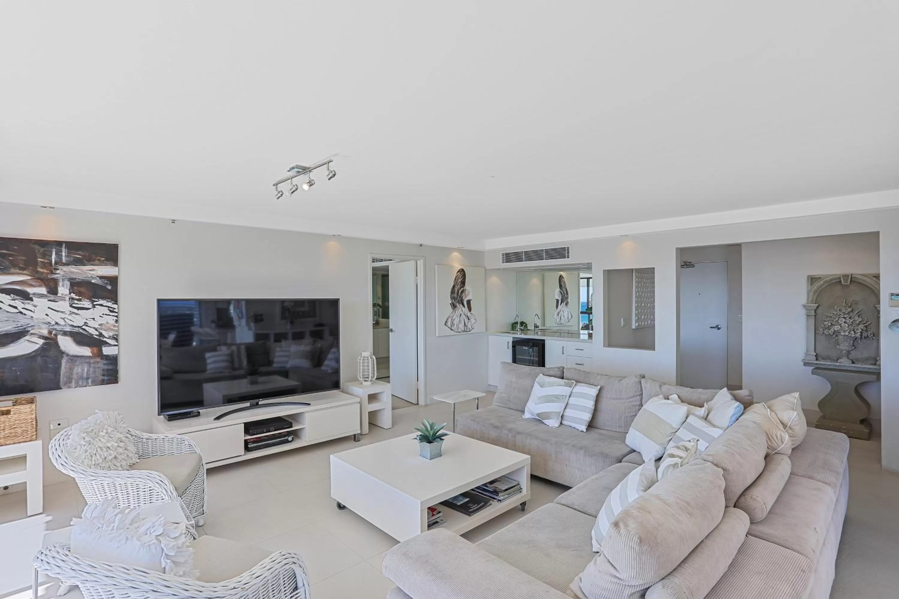 Living room in De Ville Apartments