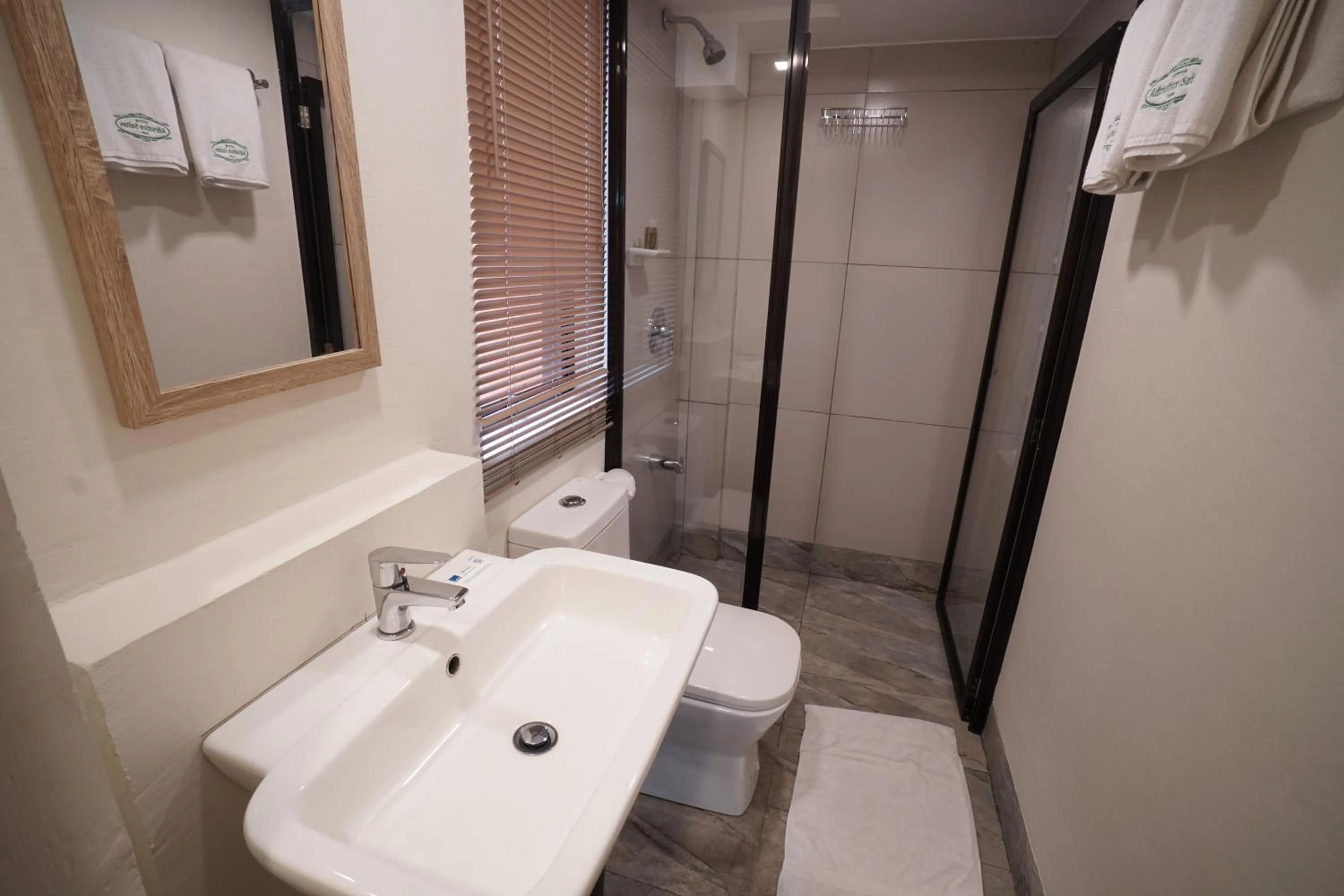 Bathroom in 1775 Adriatico Suites