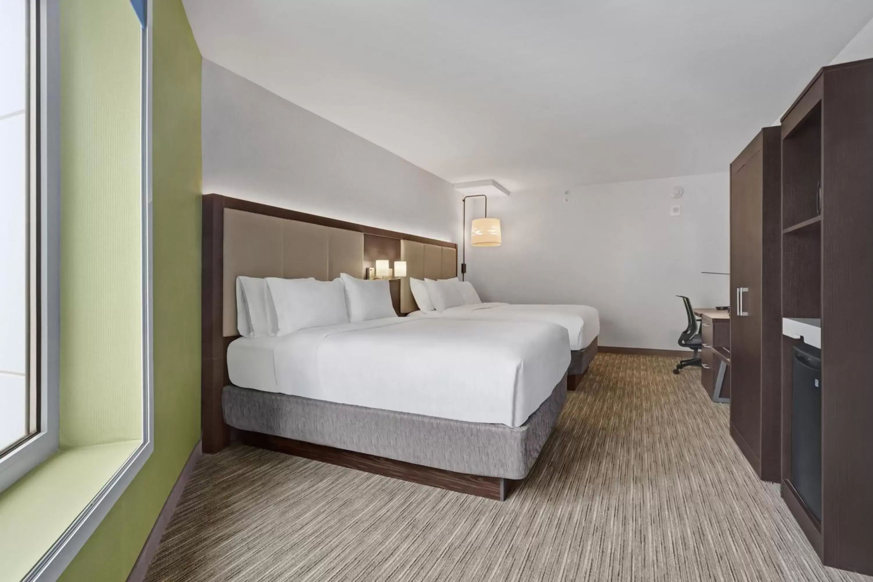 Bed in Holiday Inn Express - Brooklyn - Bushwick , an IHG Hotel