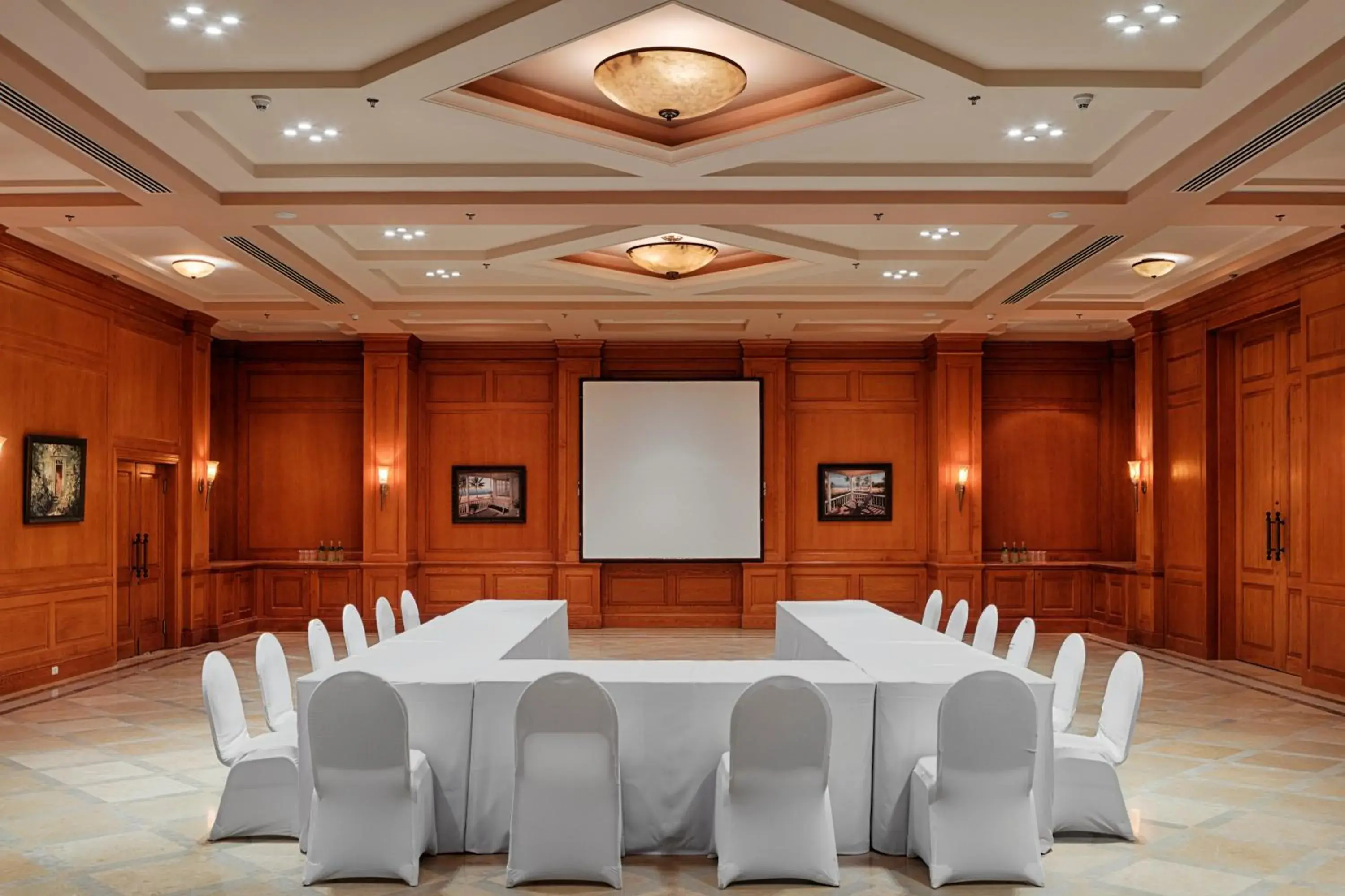 Meeting/conference room, Banquet Facilities in The Cascades Golf Resort, Spa & Thalasso