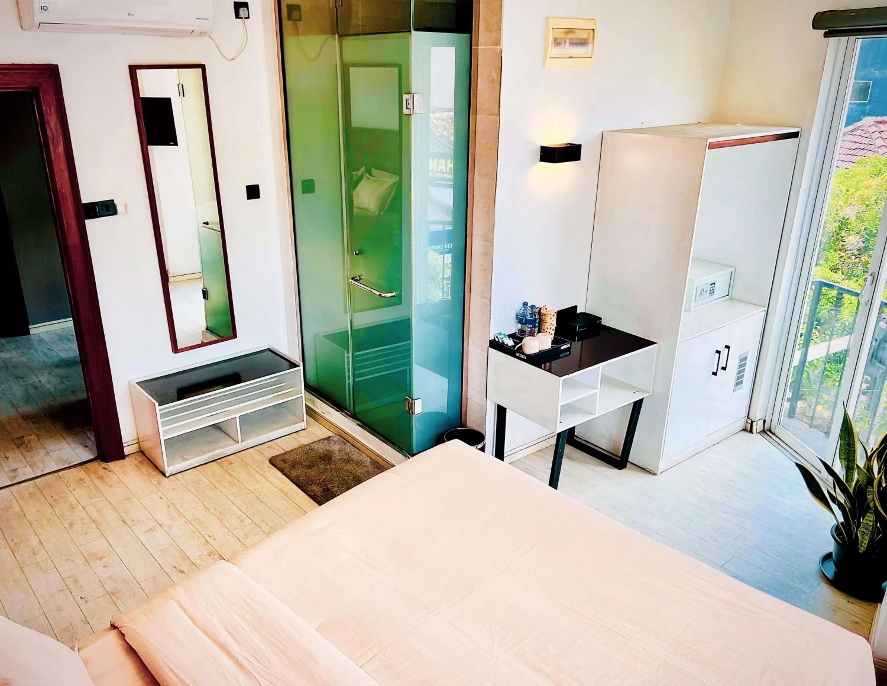 wardrobe in Bed Station 210