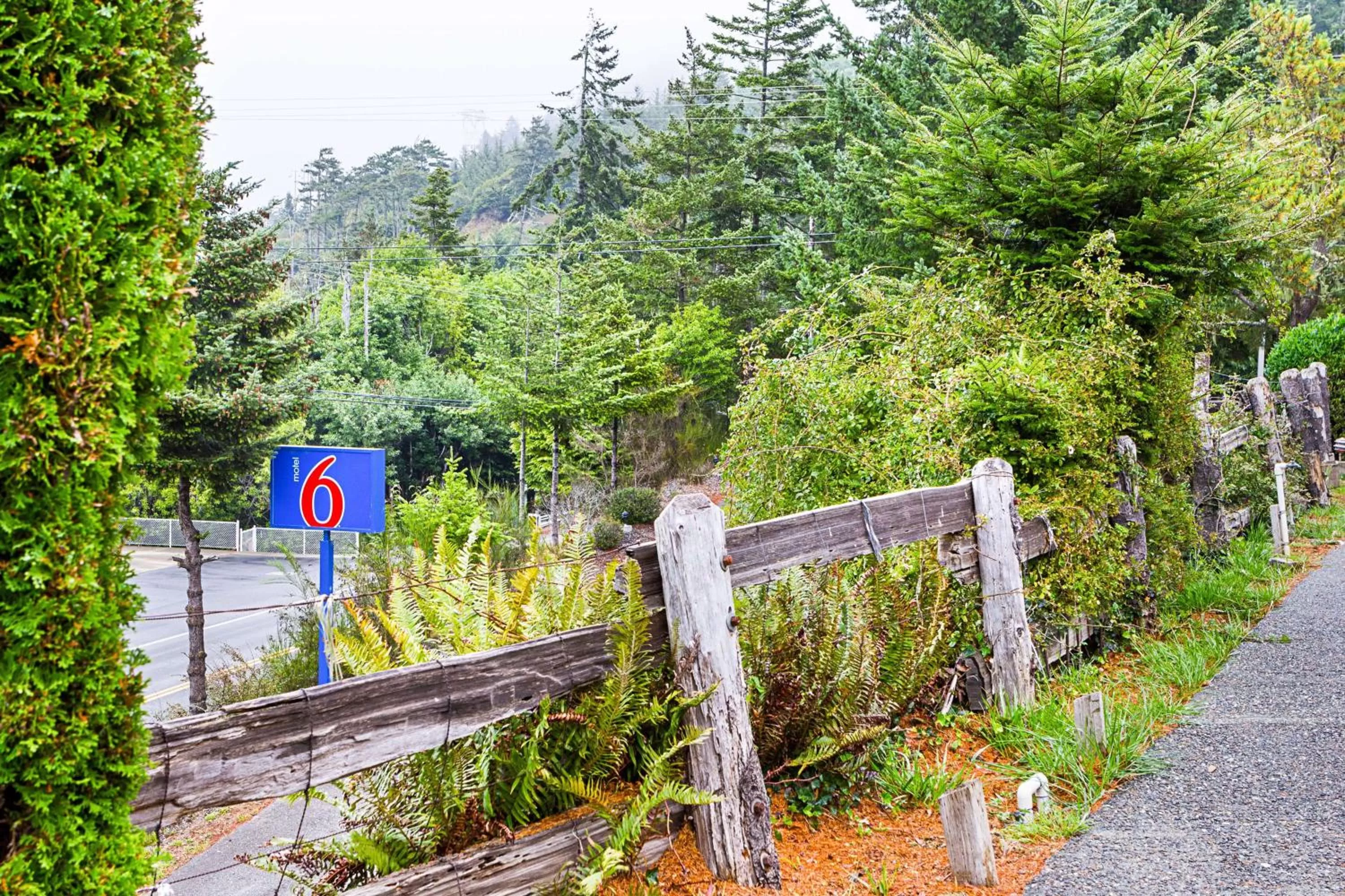 Property building in Motel 6 Gold Beach