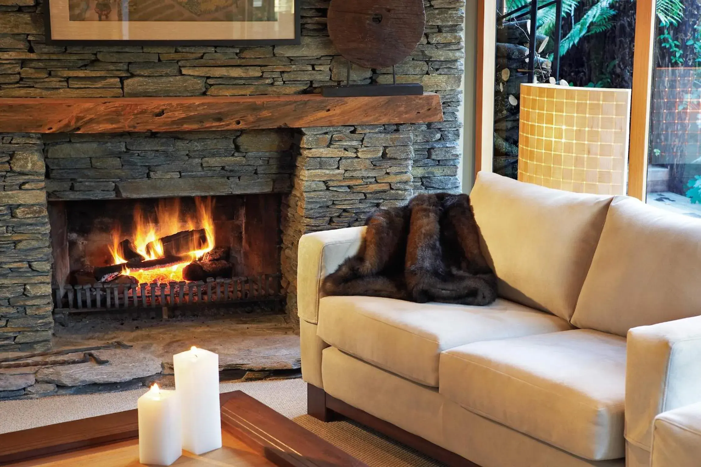 Living room, Seating Area in River Birches