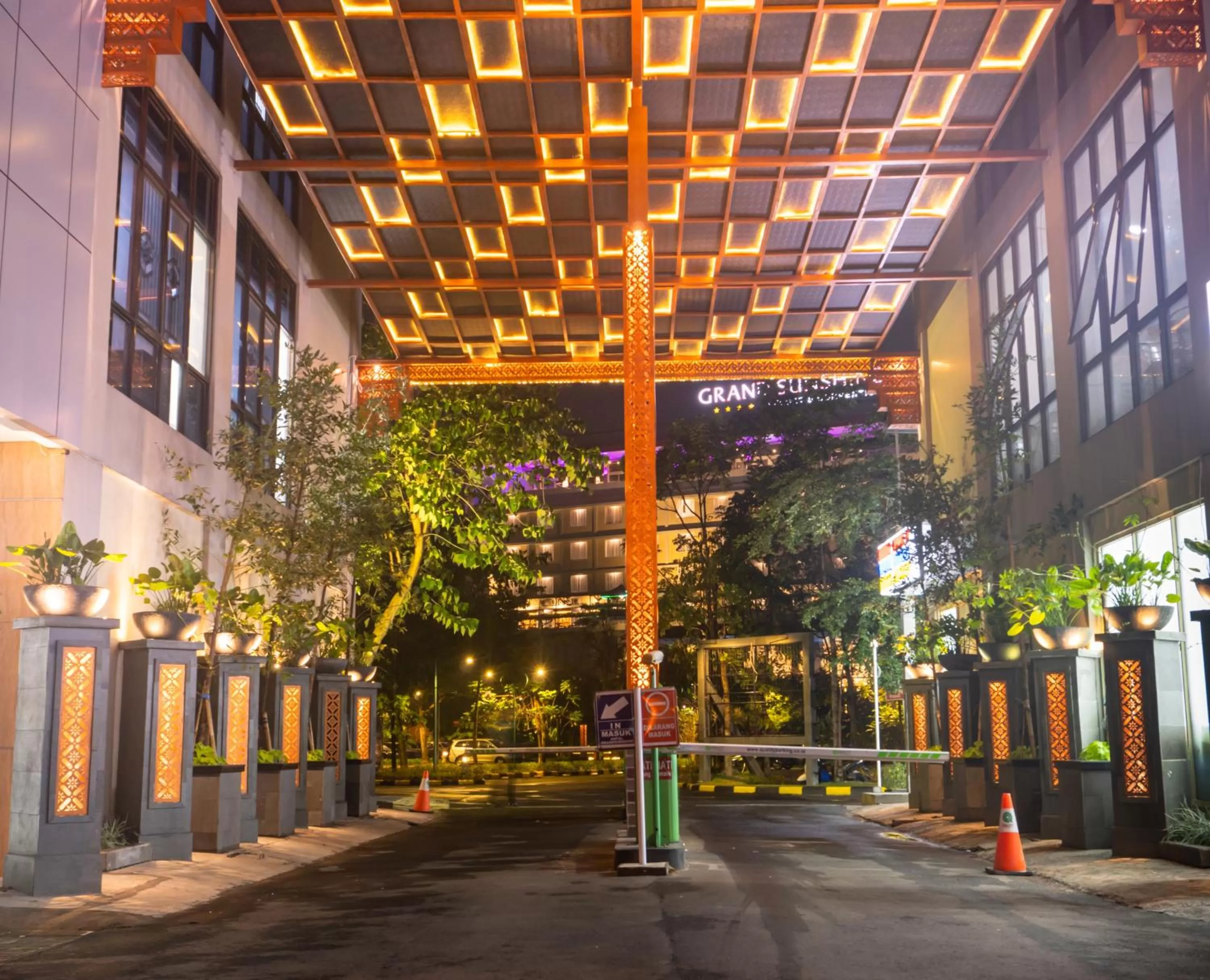 Property building in Grand Sunshine Resort & Convention