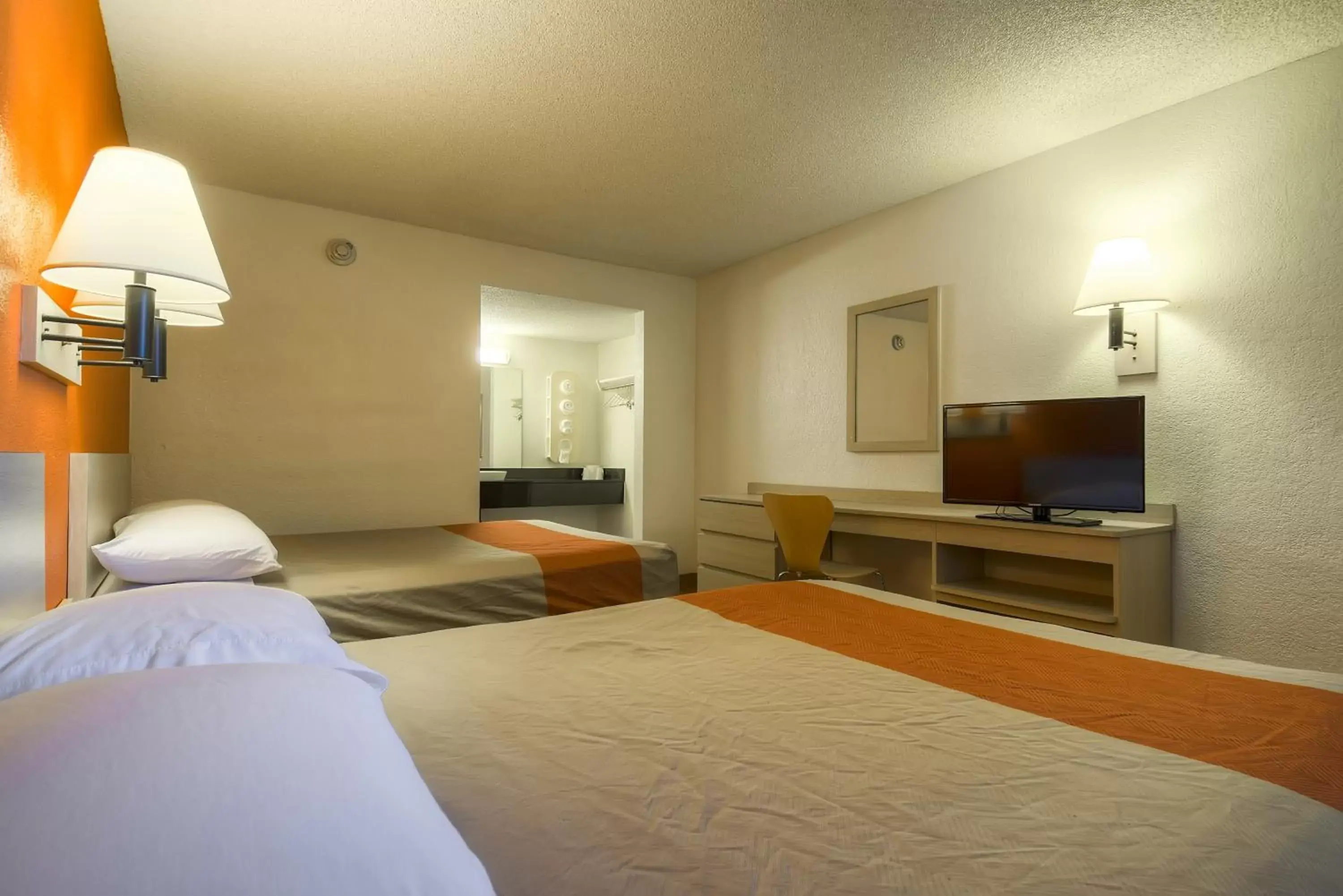 Bed in Motel 6-Rancho Mirage, CA - Palm Springs