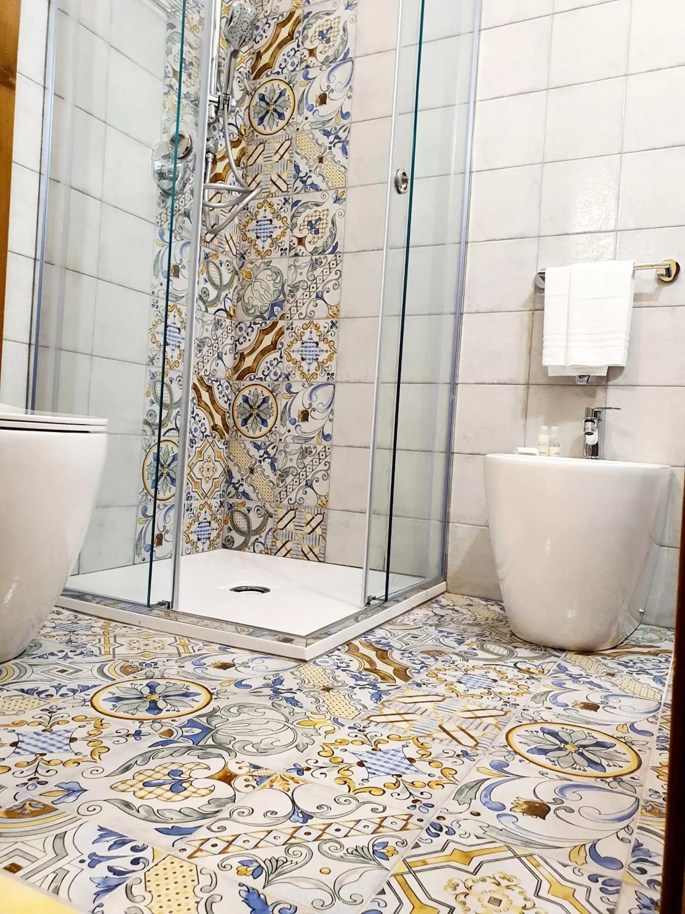 bidet, Bathroom in Hotel Cala Marina
