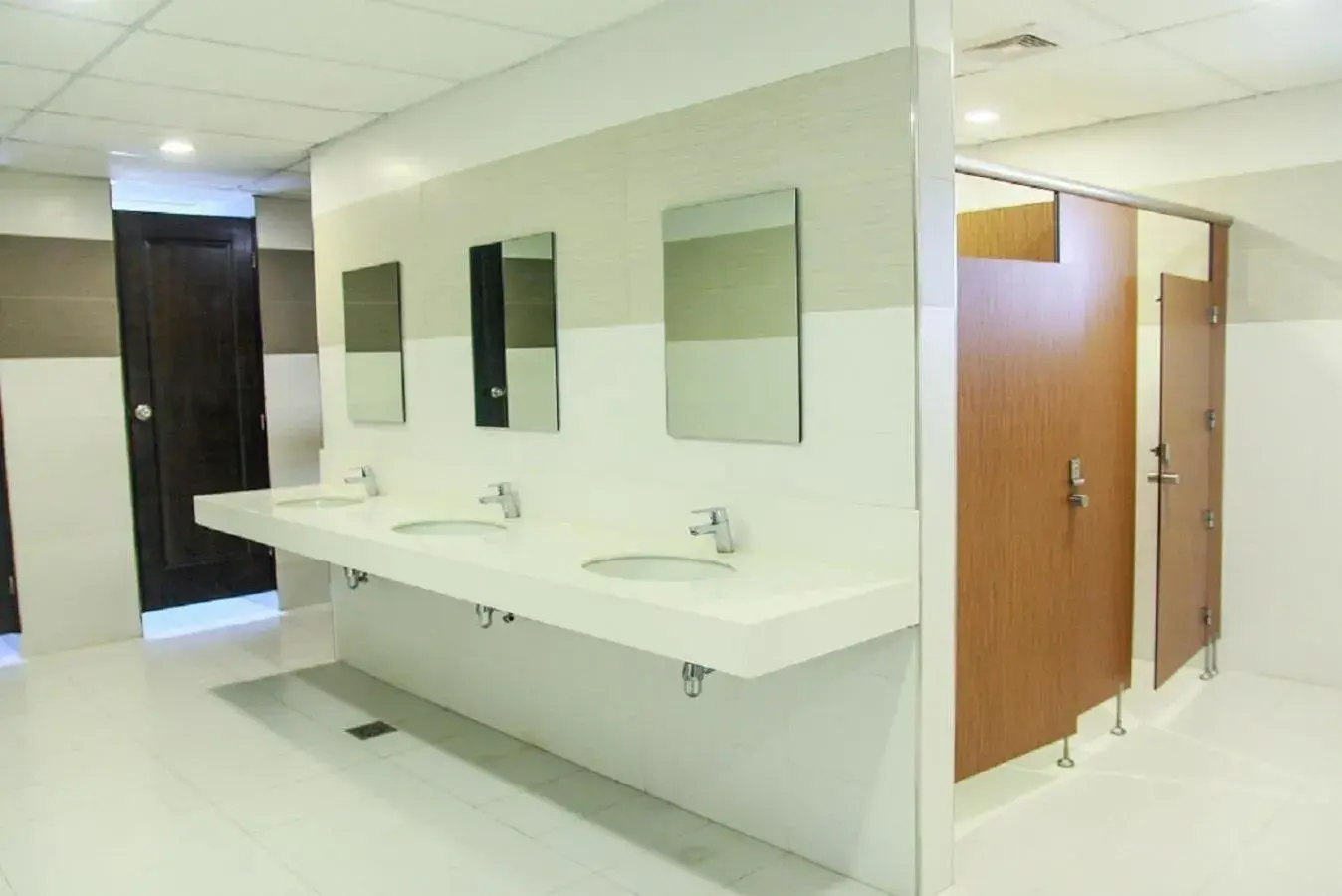 Toilet, Bathroom in Sugbutel Family Hotel