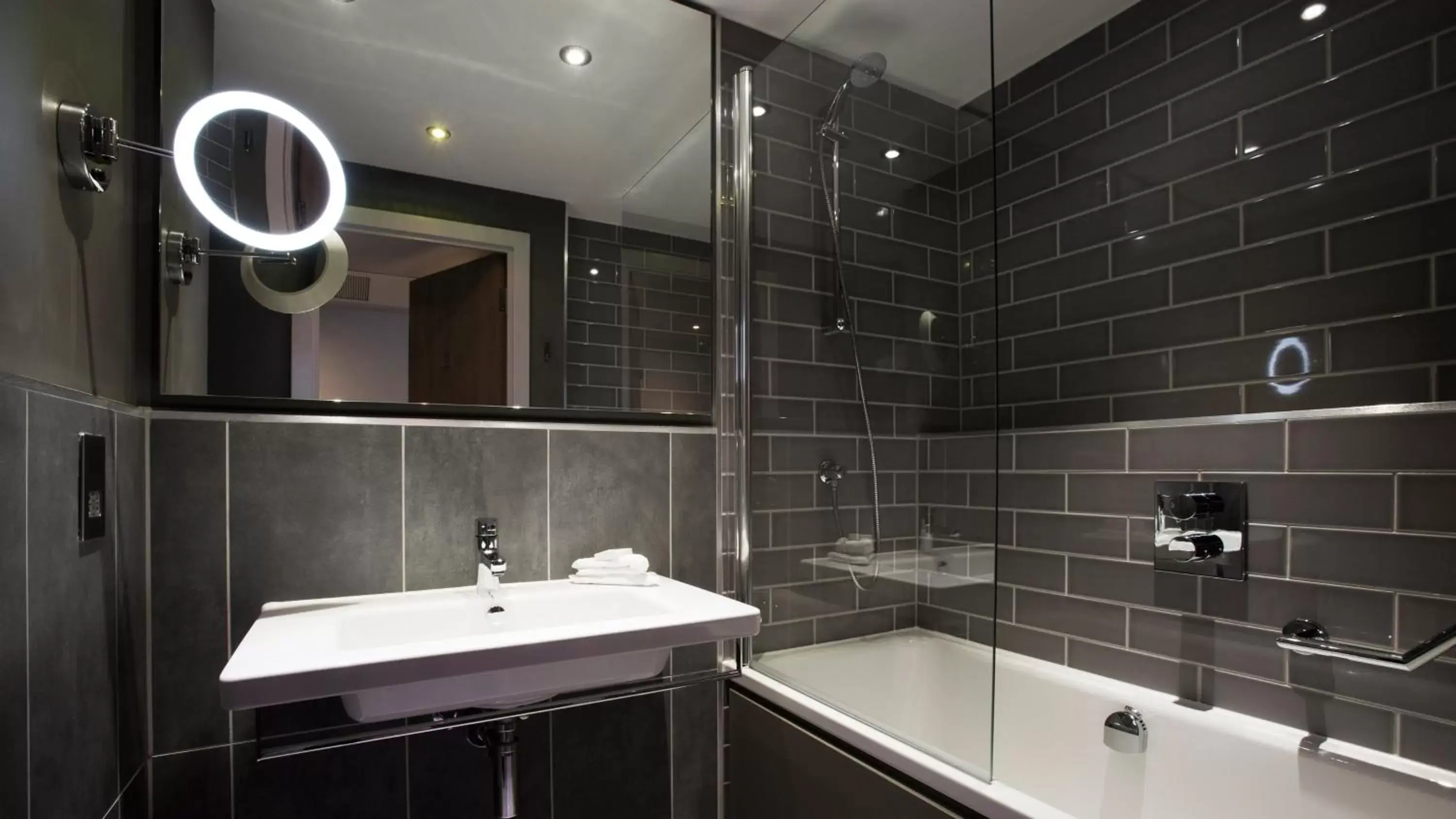 Bathroom in Holiday Inn Manchester - City Centre, an IHG Hotel