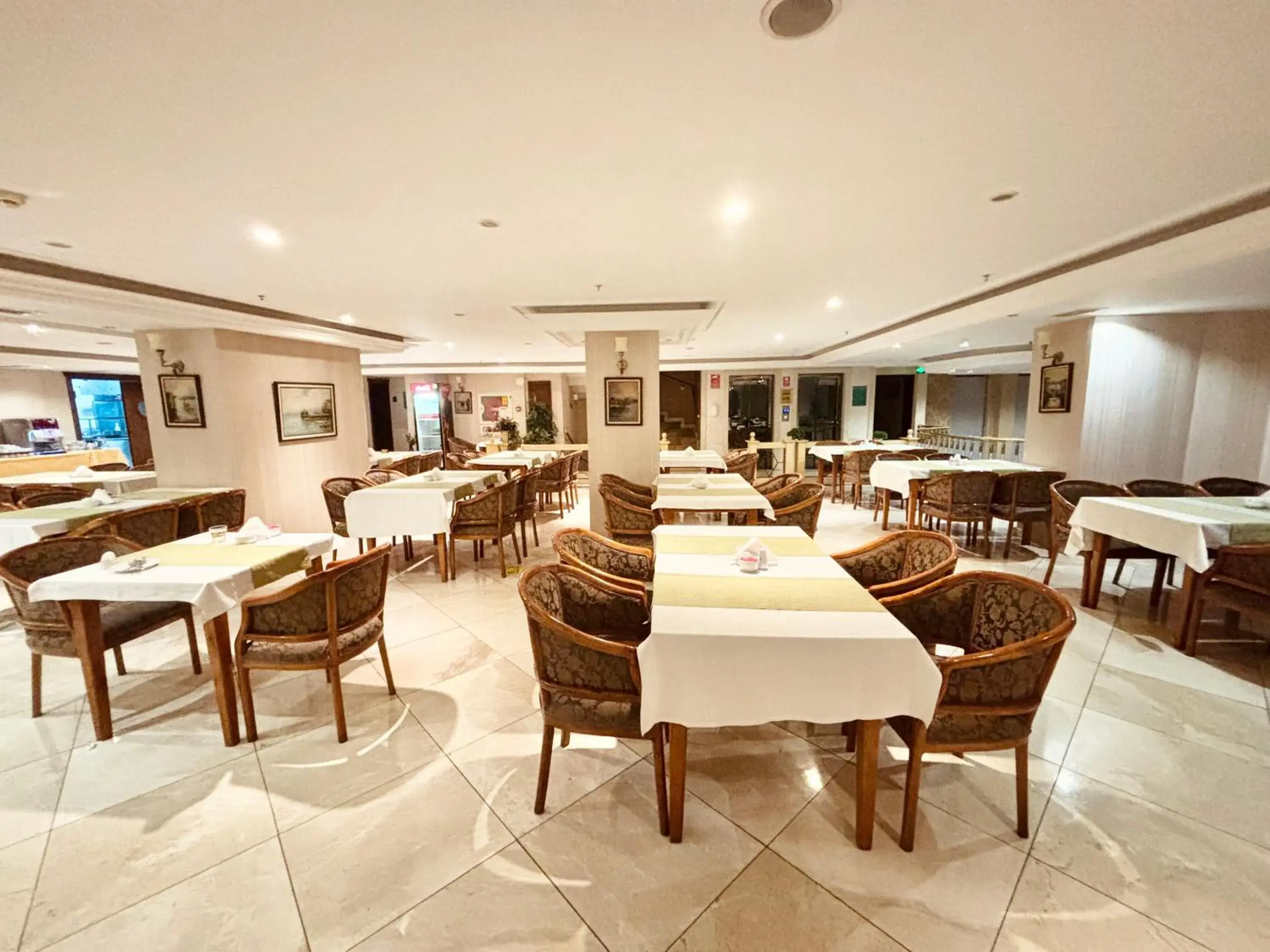 Buffet breakfast, Restaurant/Places to Eat in Askoc Hotel & SPA