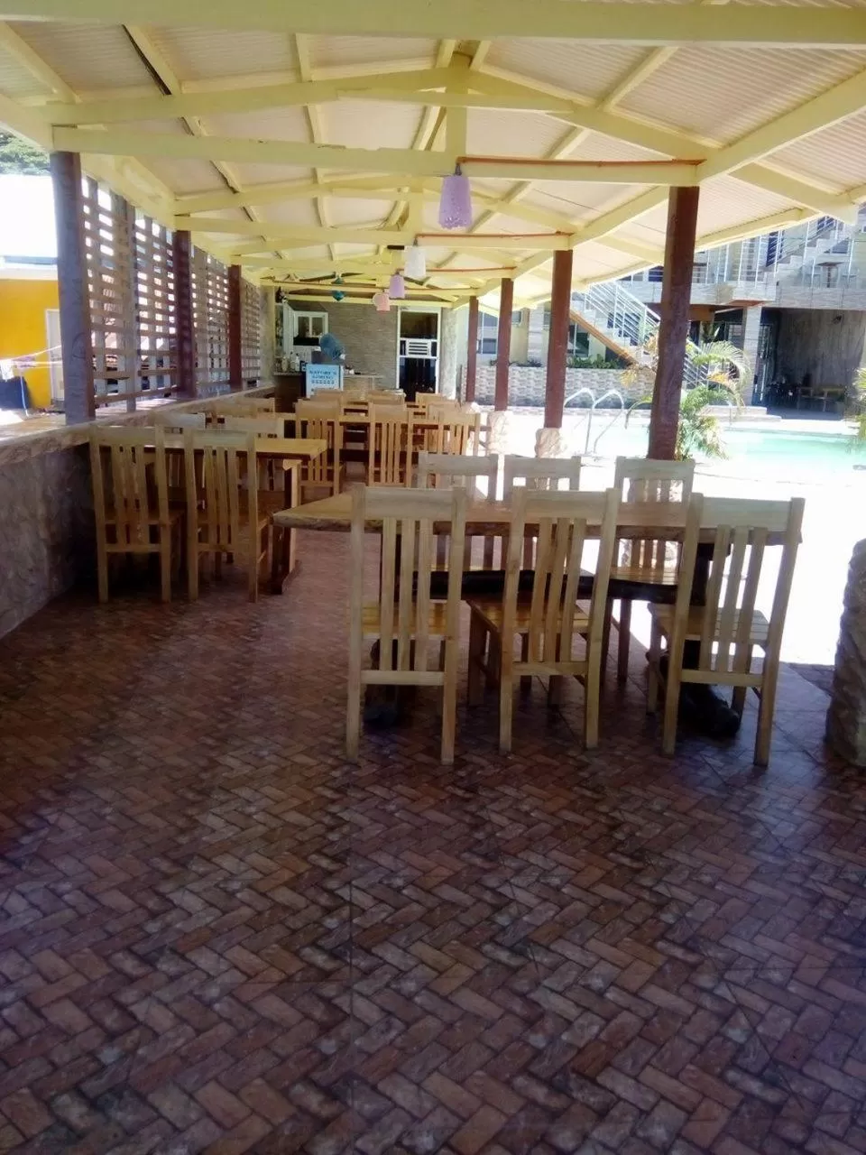 Restaurant/places to eat in Ging-Ging Hotel And Resort