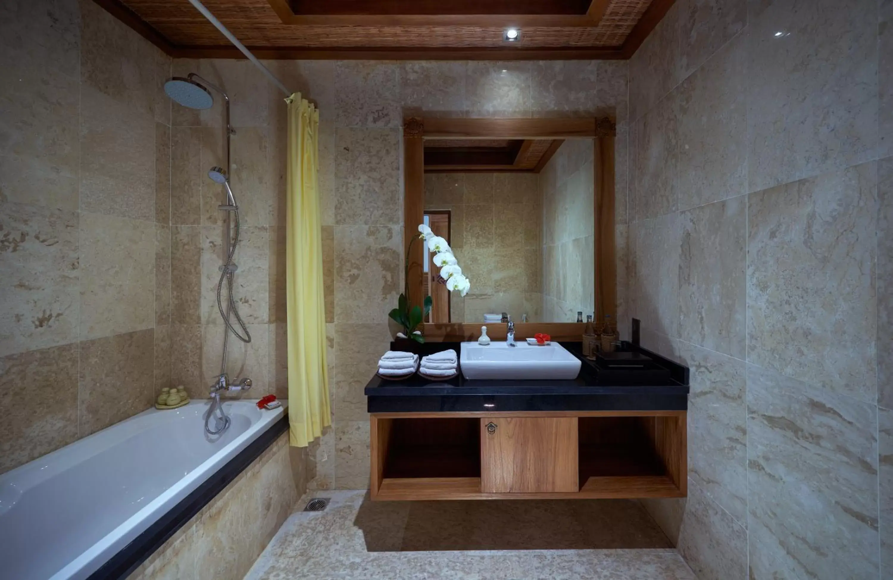 Bathroom in Sakti Garden Resort & Spa