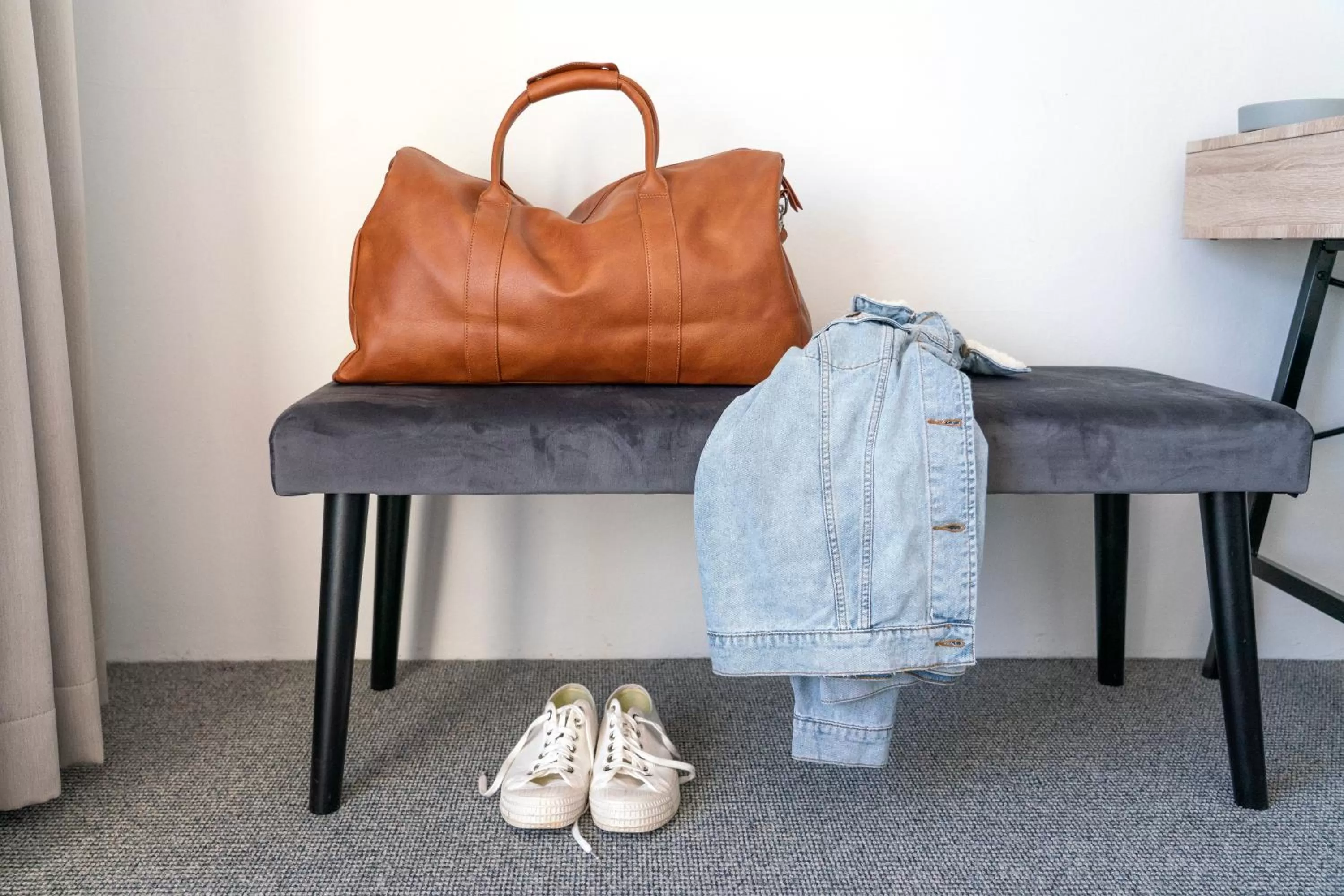 Decorative detail in The Mid Pacific