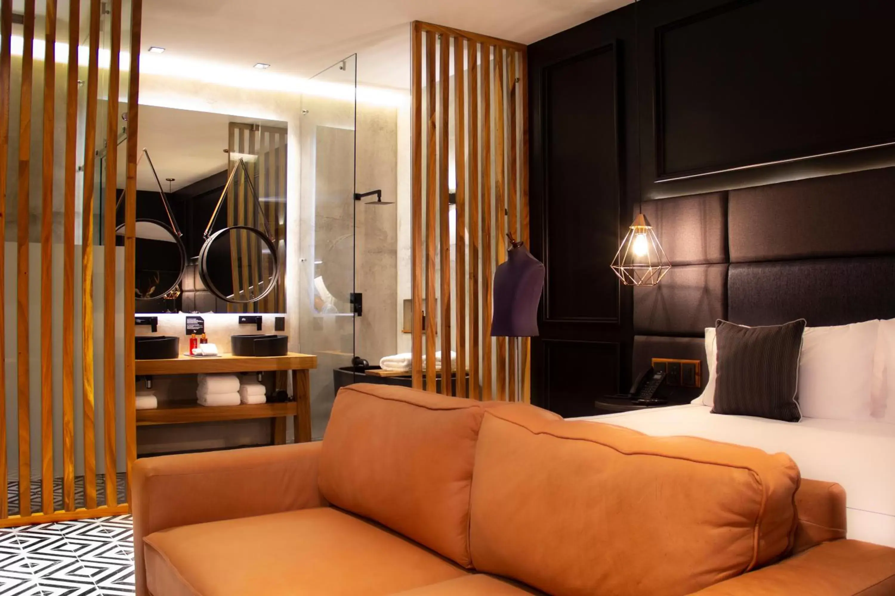 Bed in Diez Diez Collection Bed in Diez Diez Collection