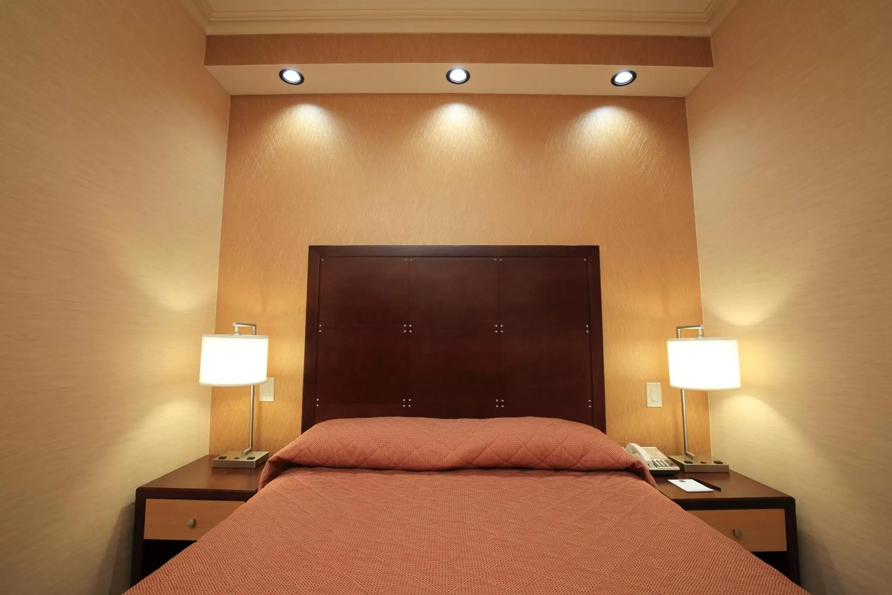 Bedroom, Bed in Radio City Apartments
