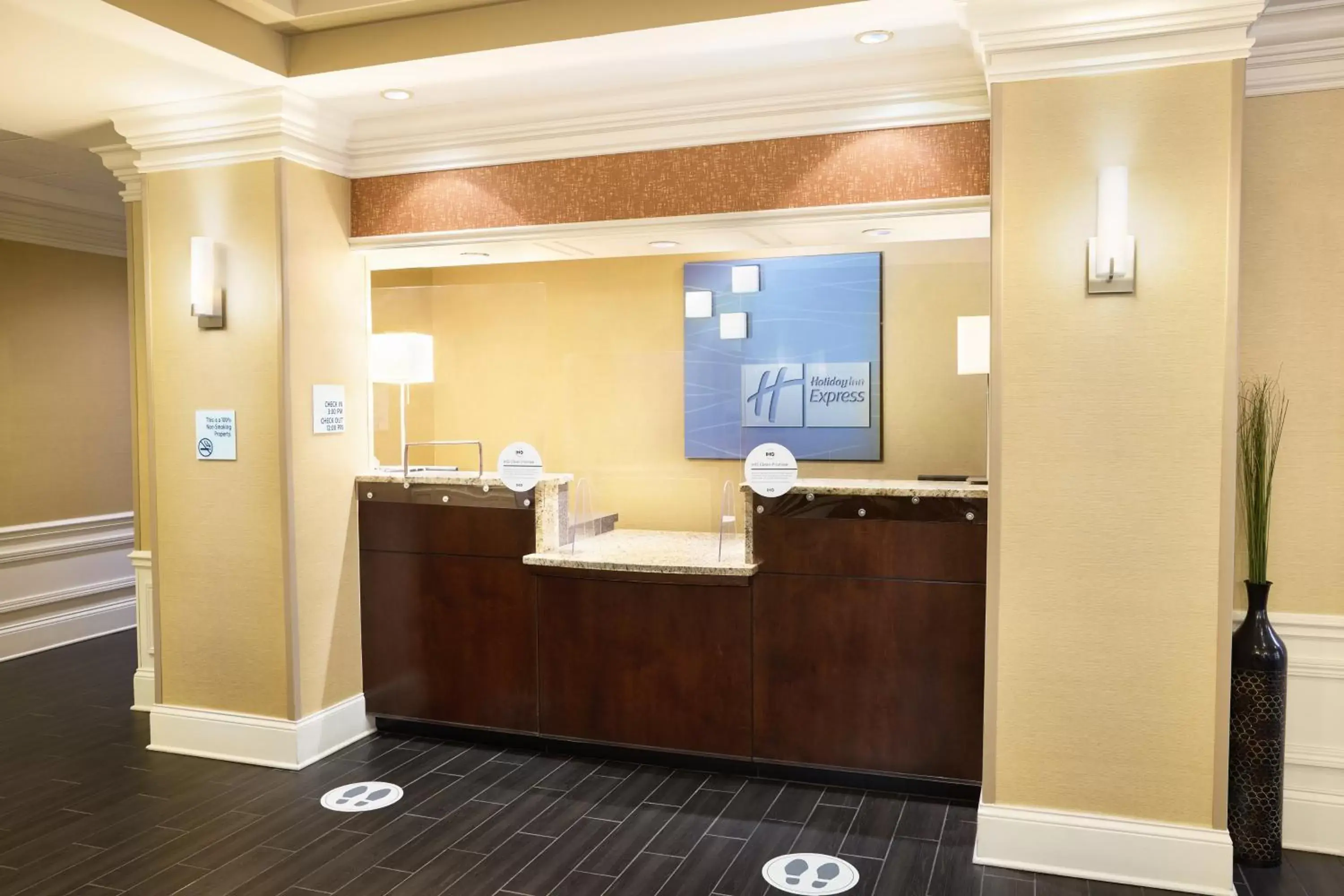 Lobby or reception, Lobby/Reception in Holiday Inn Express & Suites Alpharetta, an IHG Hotel