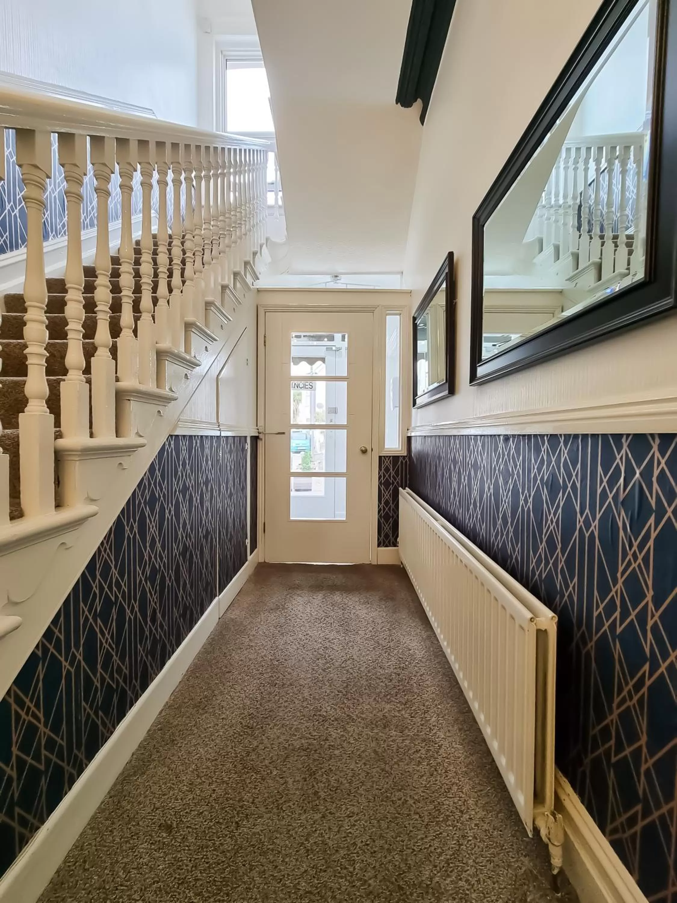 Property building in The Ashleigh - Dog Friendly