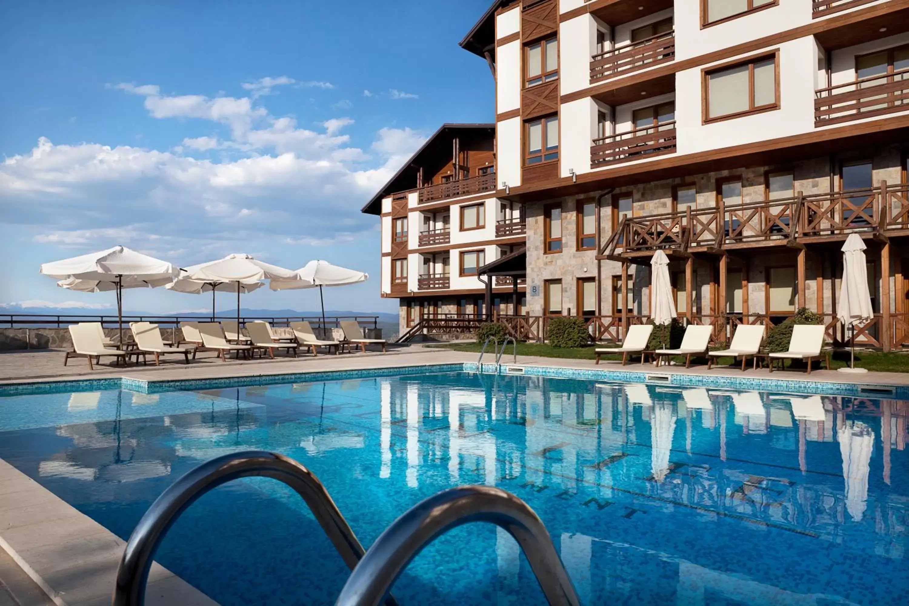 Swimming Pool in Green Life Resort Bansko