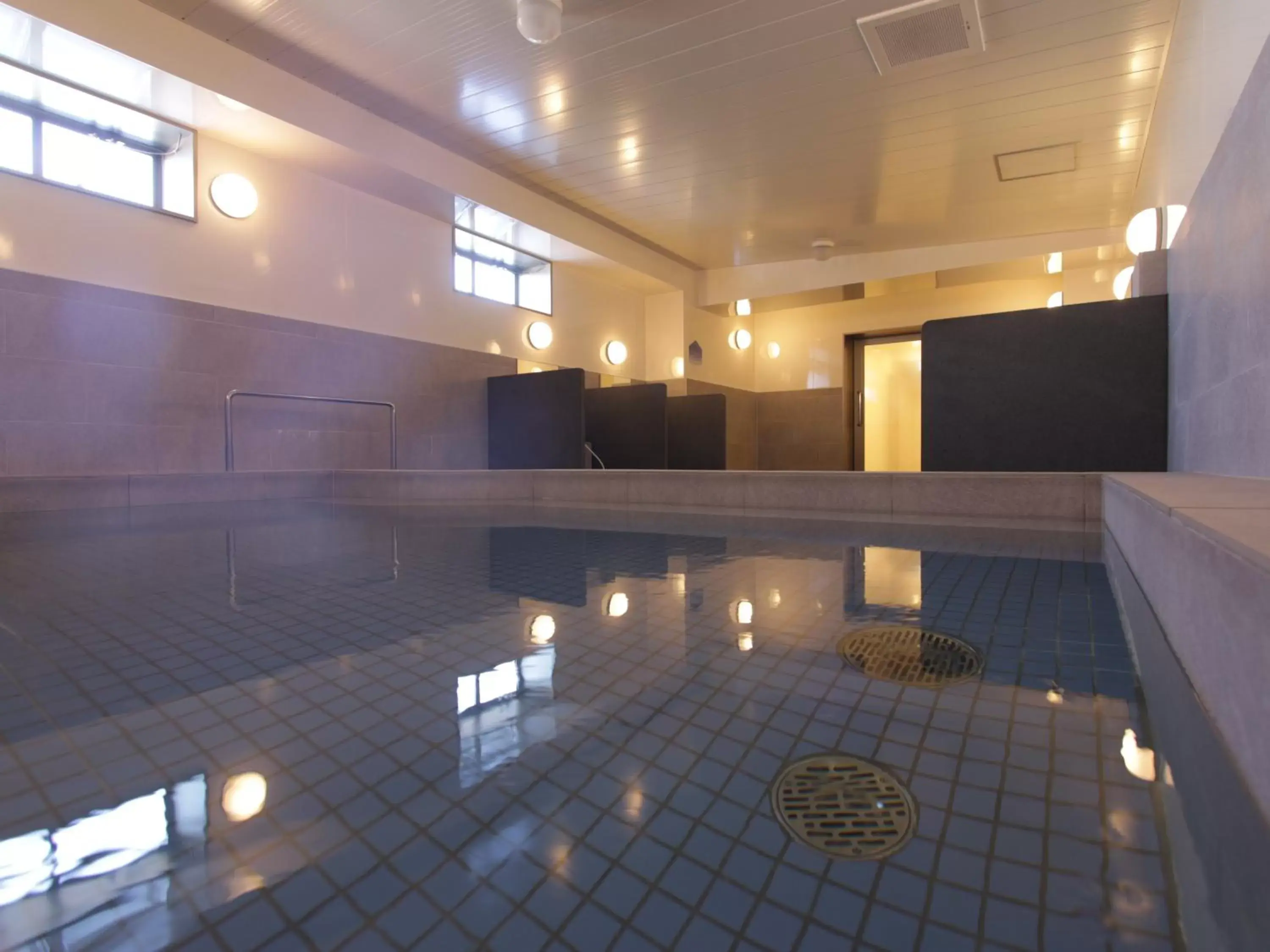 Swimming Pool in Hotel New Gaea Nishi Kumamoto Ekimae