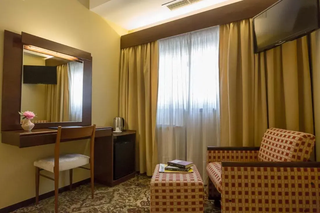 Bedroom, Seating Area in Hotel Sao Jose