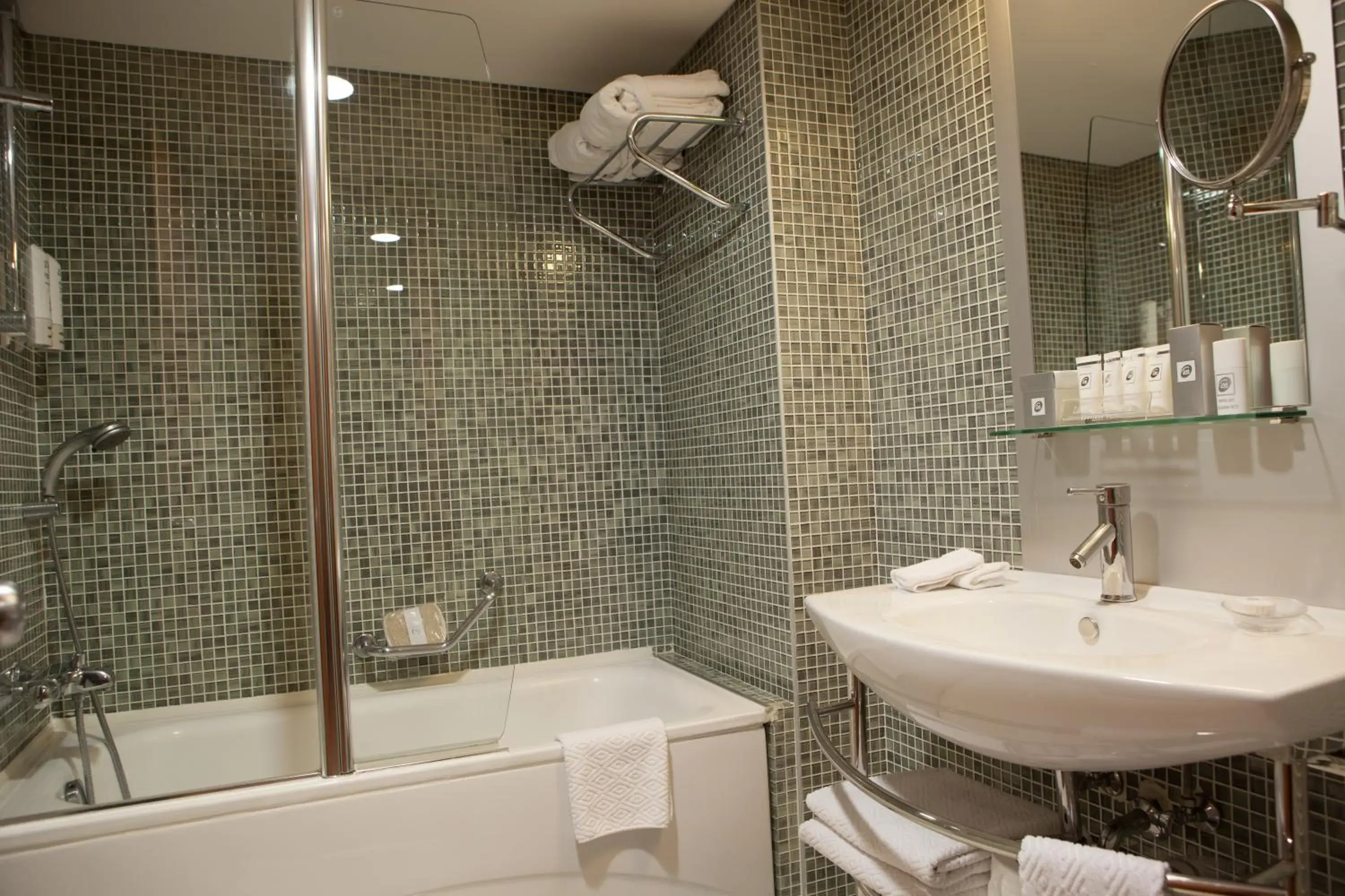 Bathroom in Limak Ambassadore Hotel Ankara