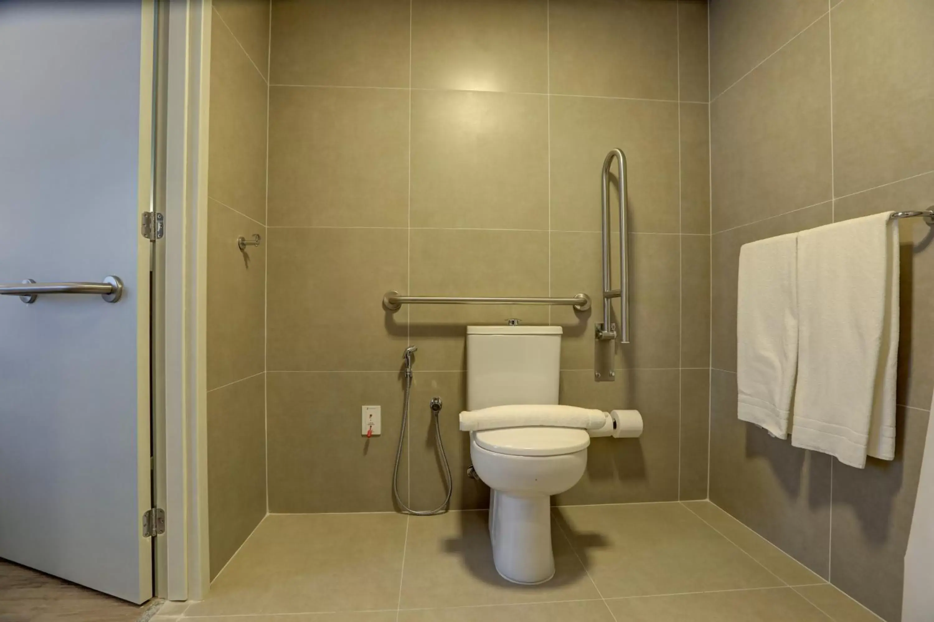 Bathroom in Comfort Hotel Guarulhos Aeroporto