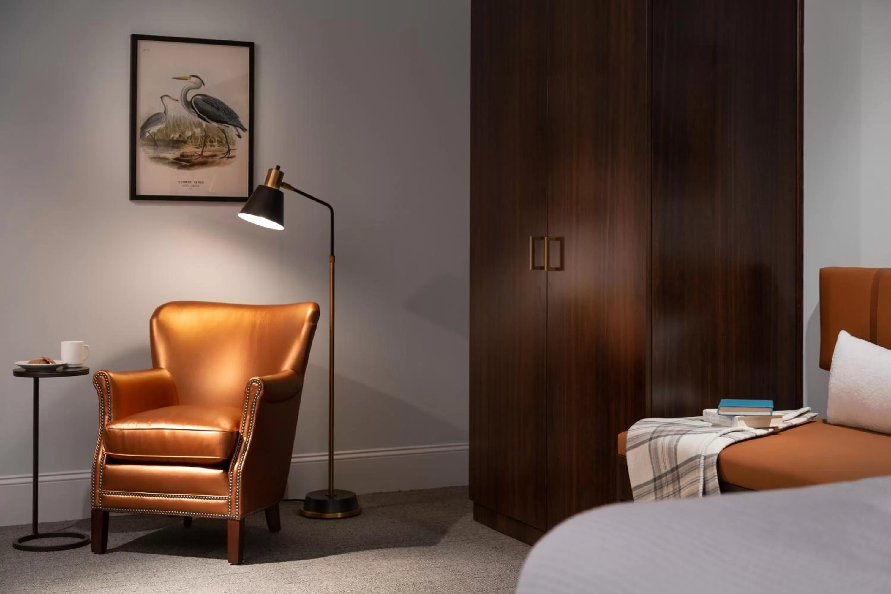 Seating area, Bed in The Liberty Trust