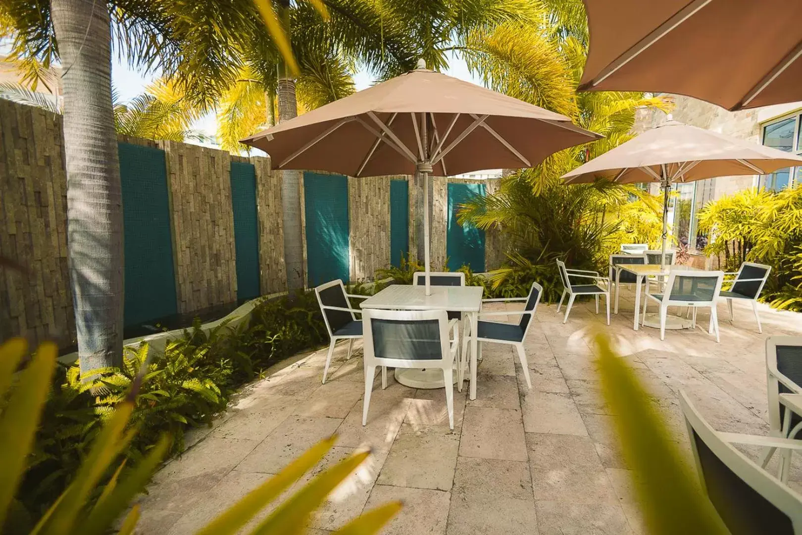 Patio in Hyatt Place San Juan