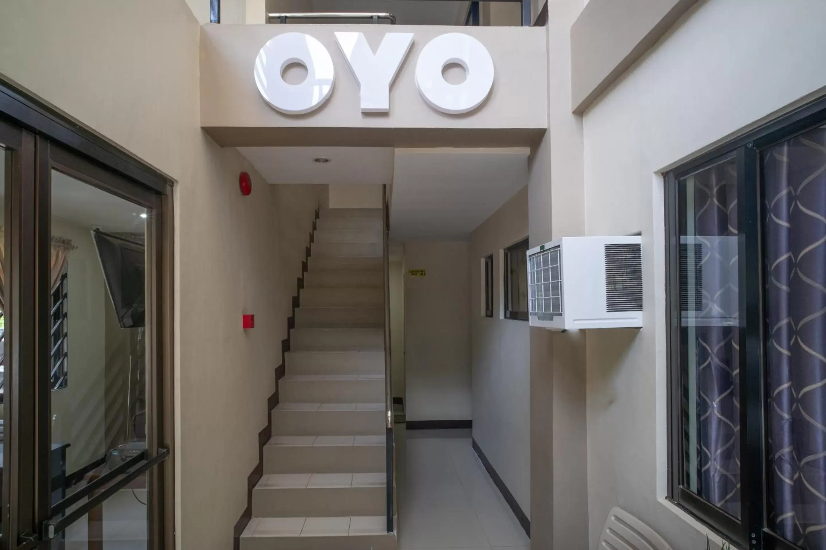 Lobby or reception in Super OYO 604 Chateau Cinco Dormitel