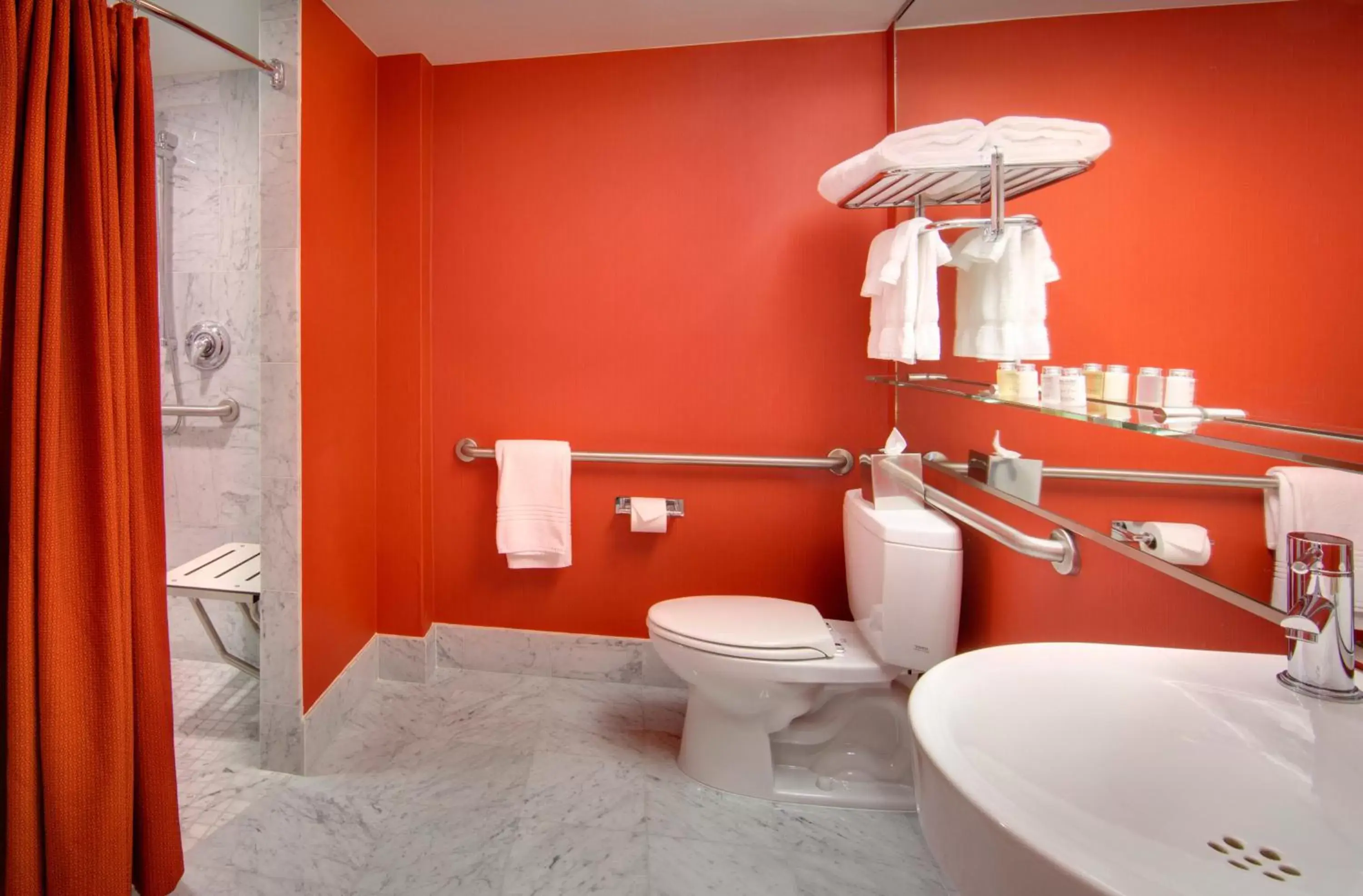 Bathroom in Hotel Murano