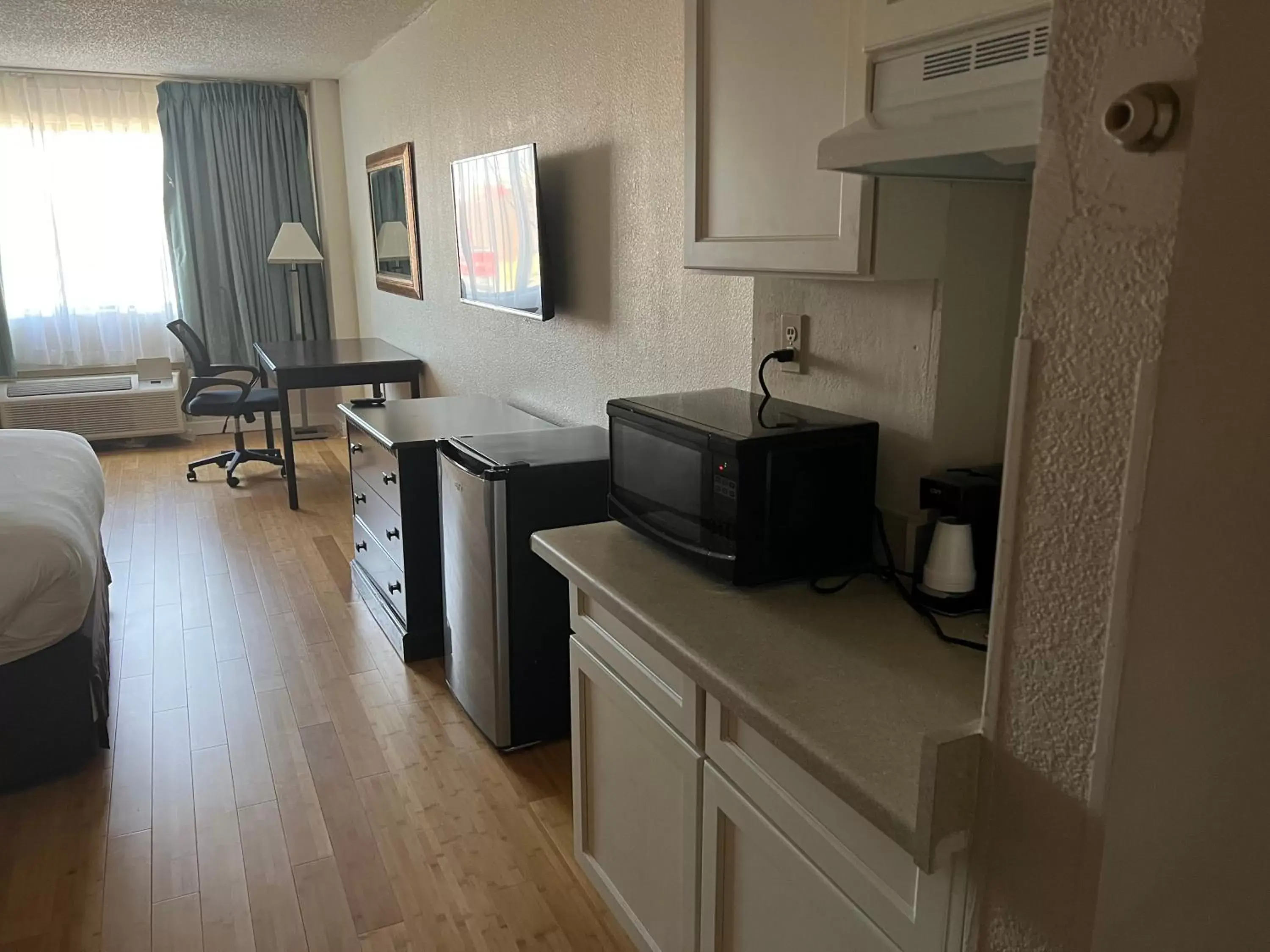 1 Queen Bed, Studio, Non-Smoking in Days Inn by Wyndham Sherman 1 Queen Bed, Studio, Non-Smoking in Days Inn by Wyndham Sherman