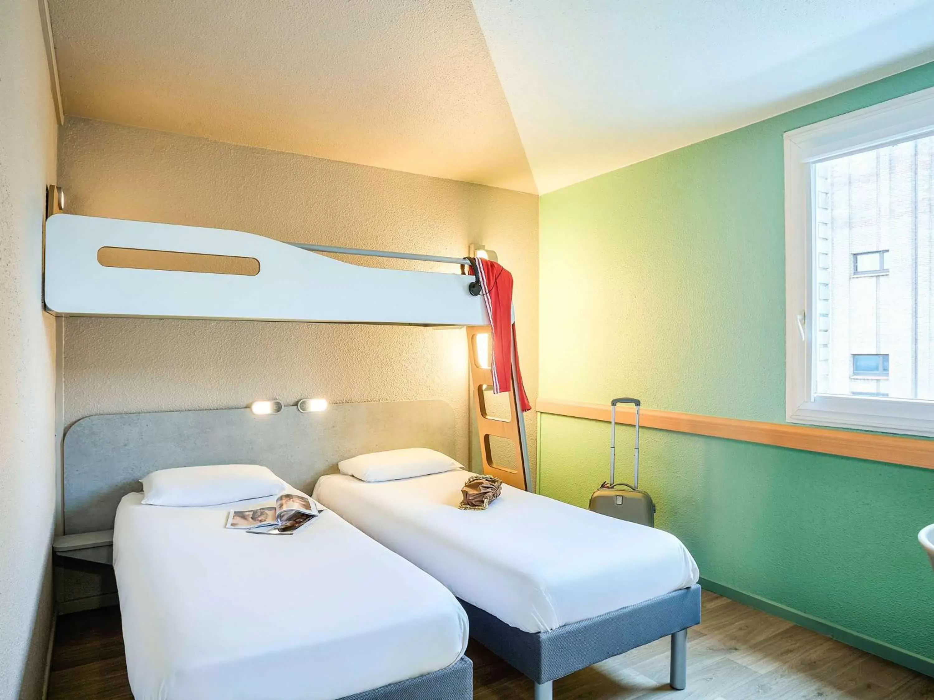 Bedroom, Bed in Ibis Budget Lille Gares Vieux-Lille