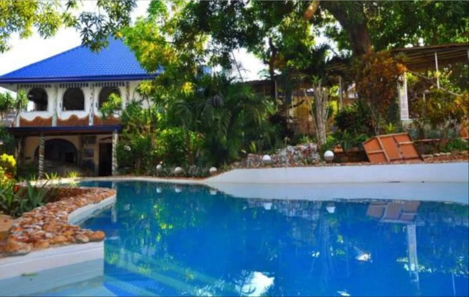 Swimming pool in Princess of Coron Austrian Resort