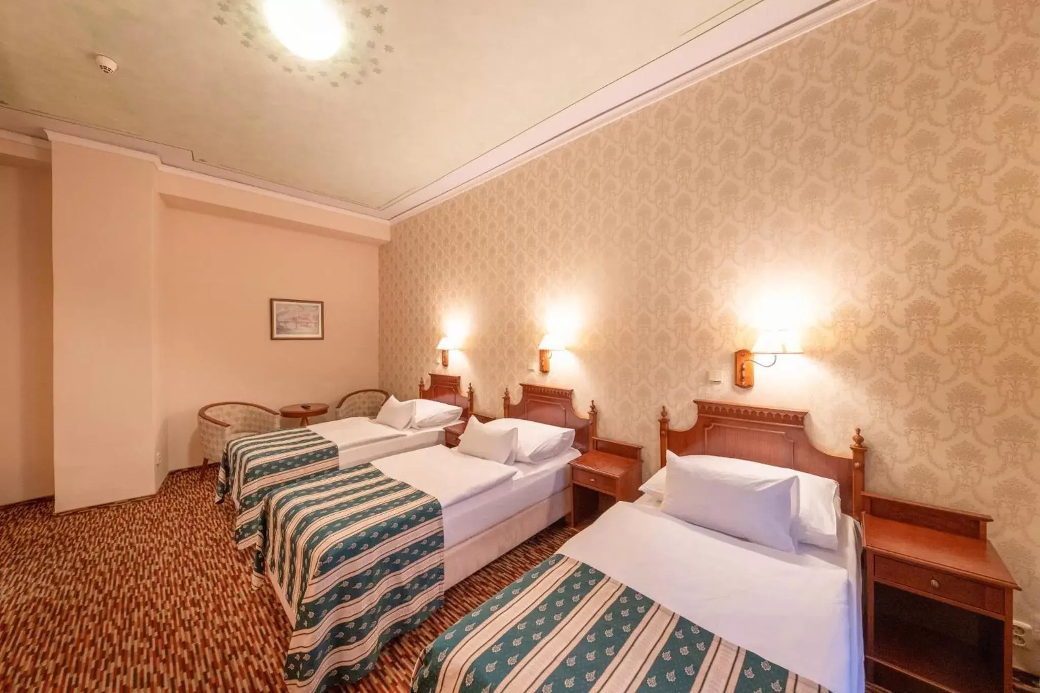 Bedroom, Bed in Hotel Meteor Plaza Prague